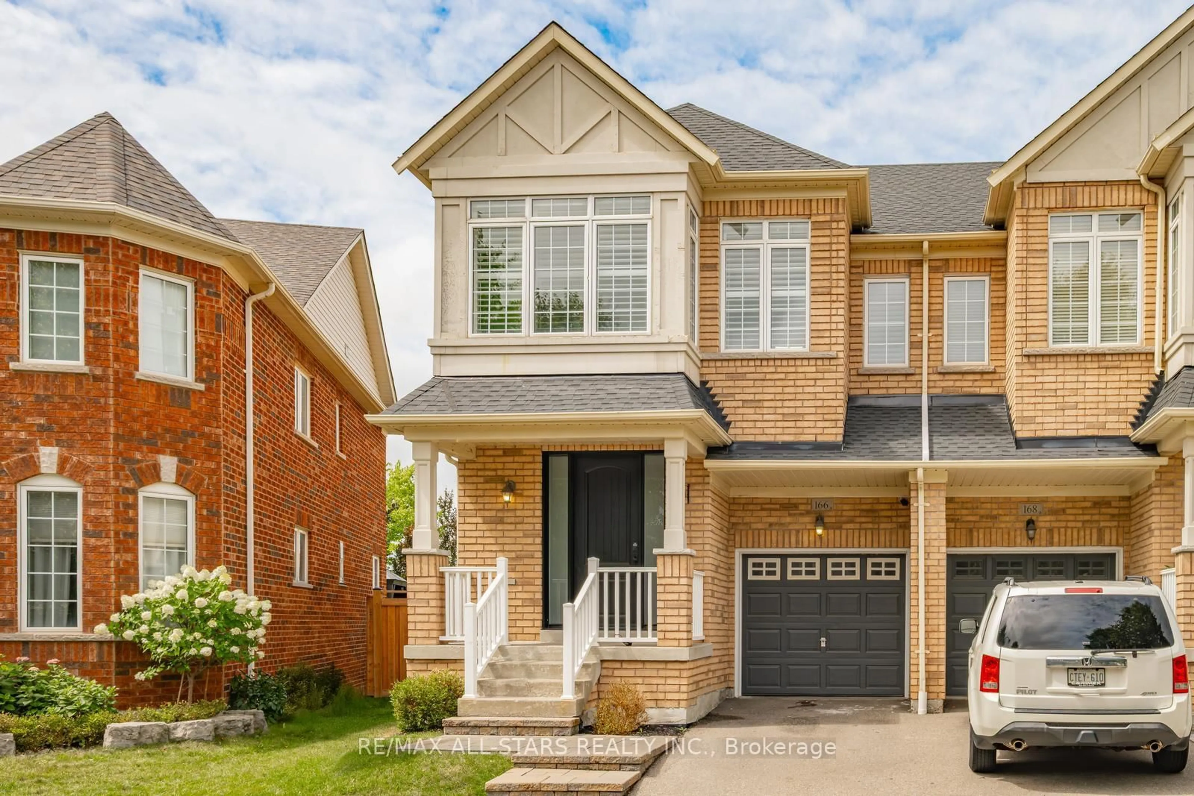 Home with brick exterior material, street for 166 James Ratcliff Ave, Whitchurch-Stouffville Ontario L4A 0L6