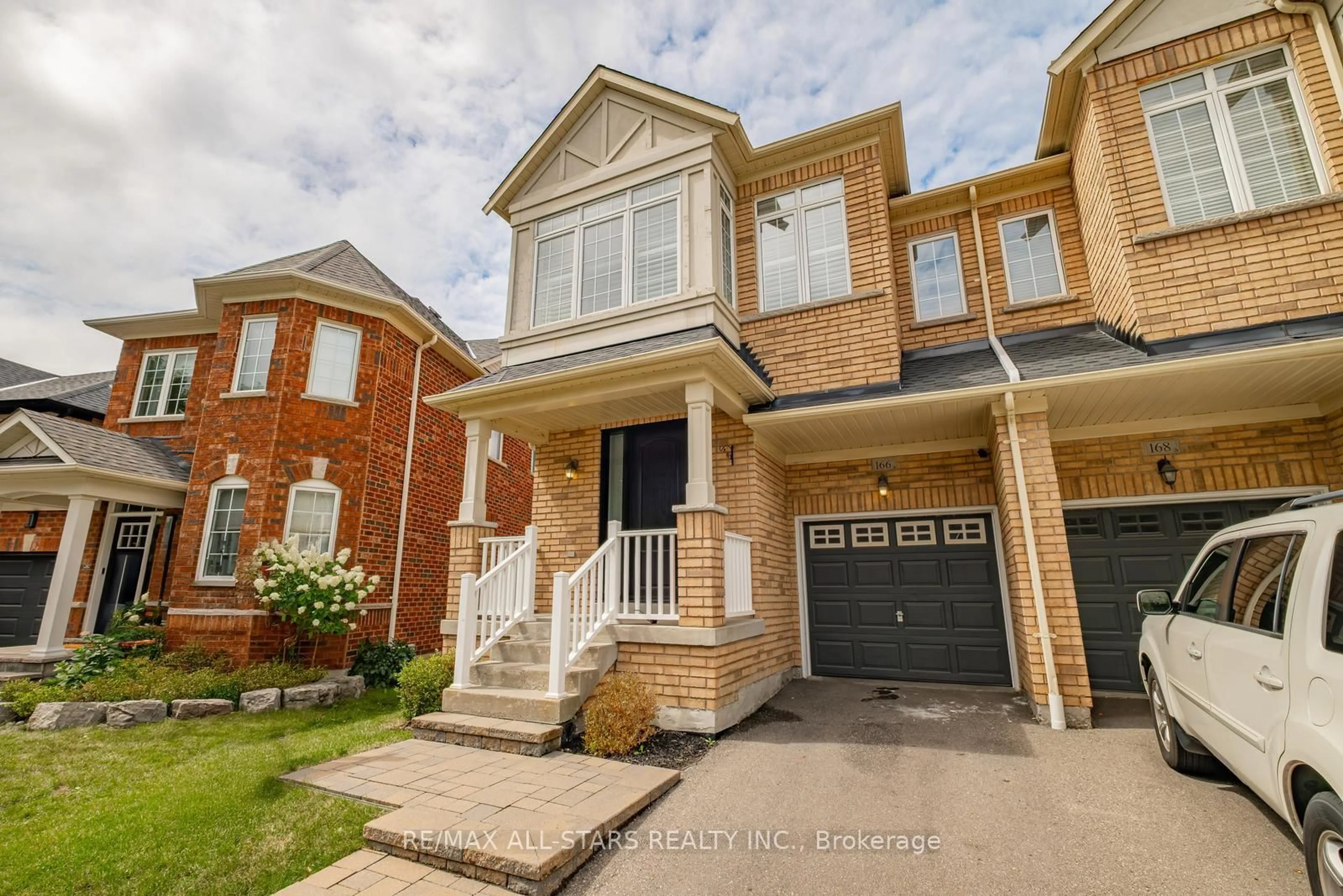 Home with brick exterior material, street for 166 James Ratcliff Ave, Whitchurch-Stouffville Ontario L4A 0L6