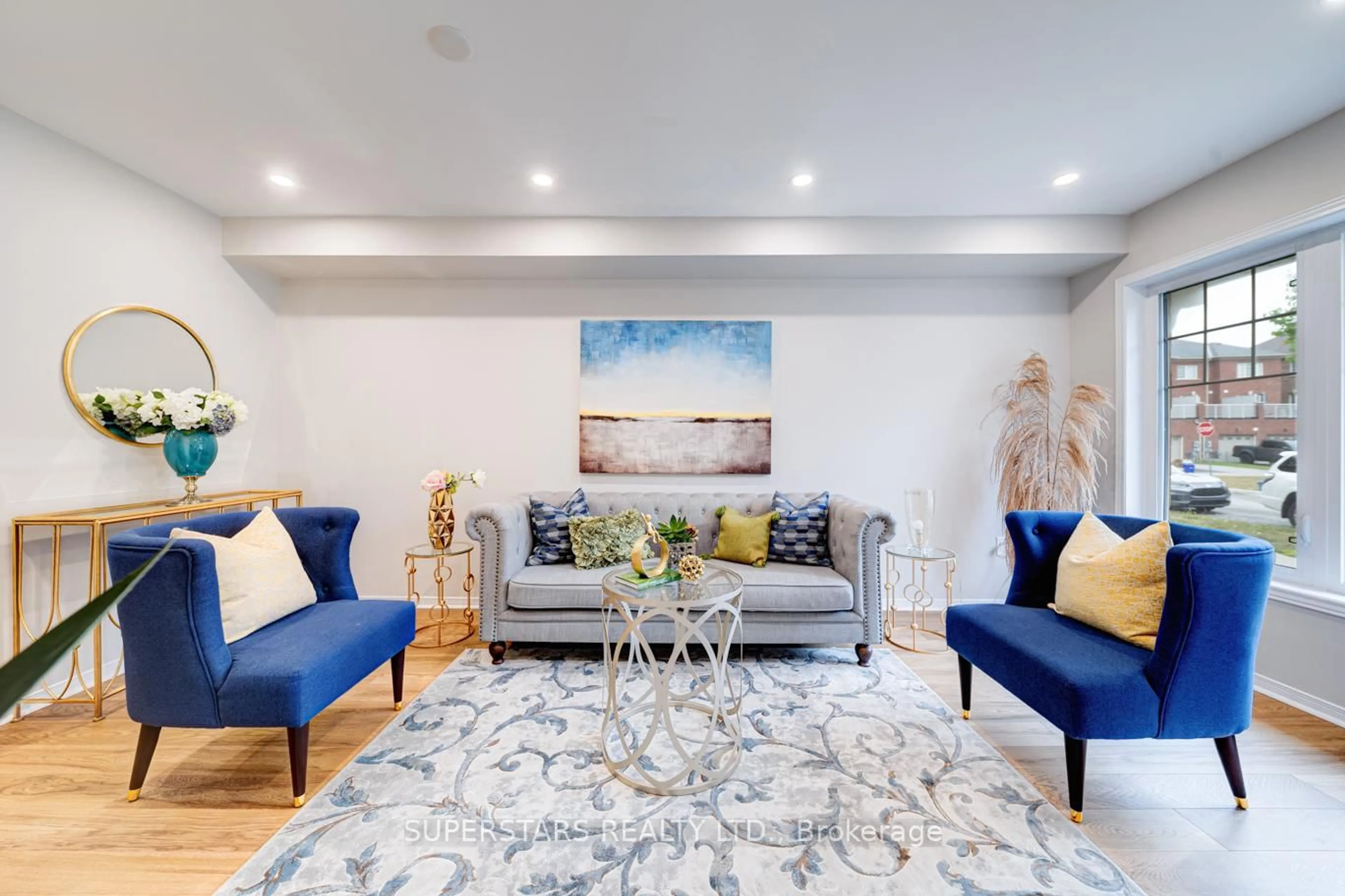 Living room with furniture, unknown for 52 Truchard Ave, Markham Ontario L6C 0N2