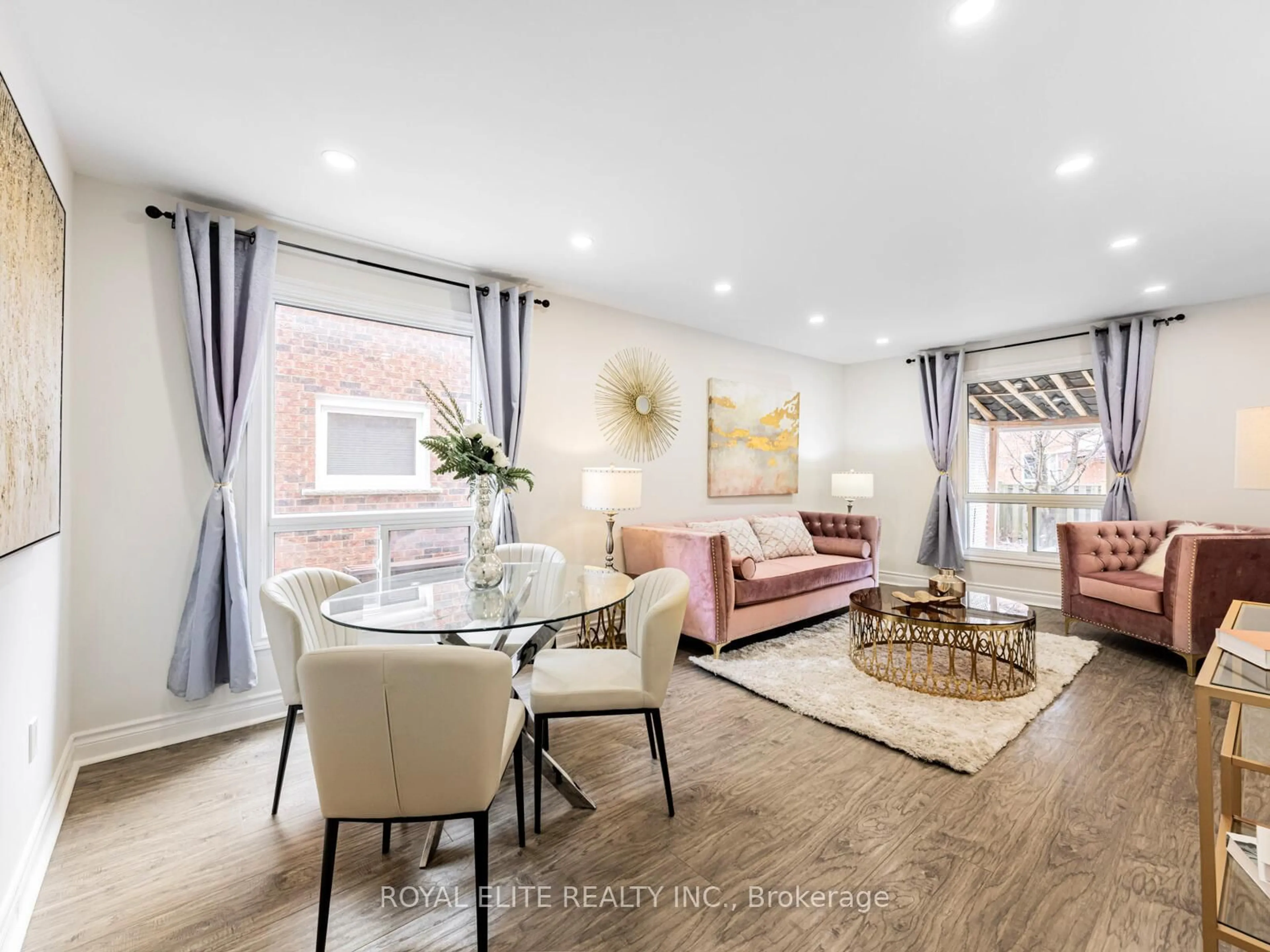 Living room with furniture, unknown for 29 Ashmore Cres, Markham Ontario L3R 6T8