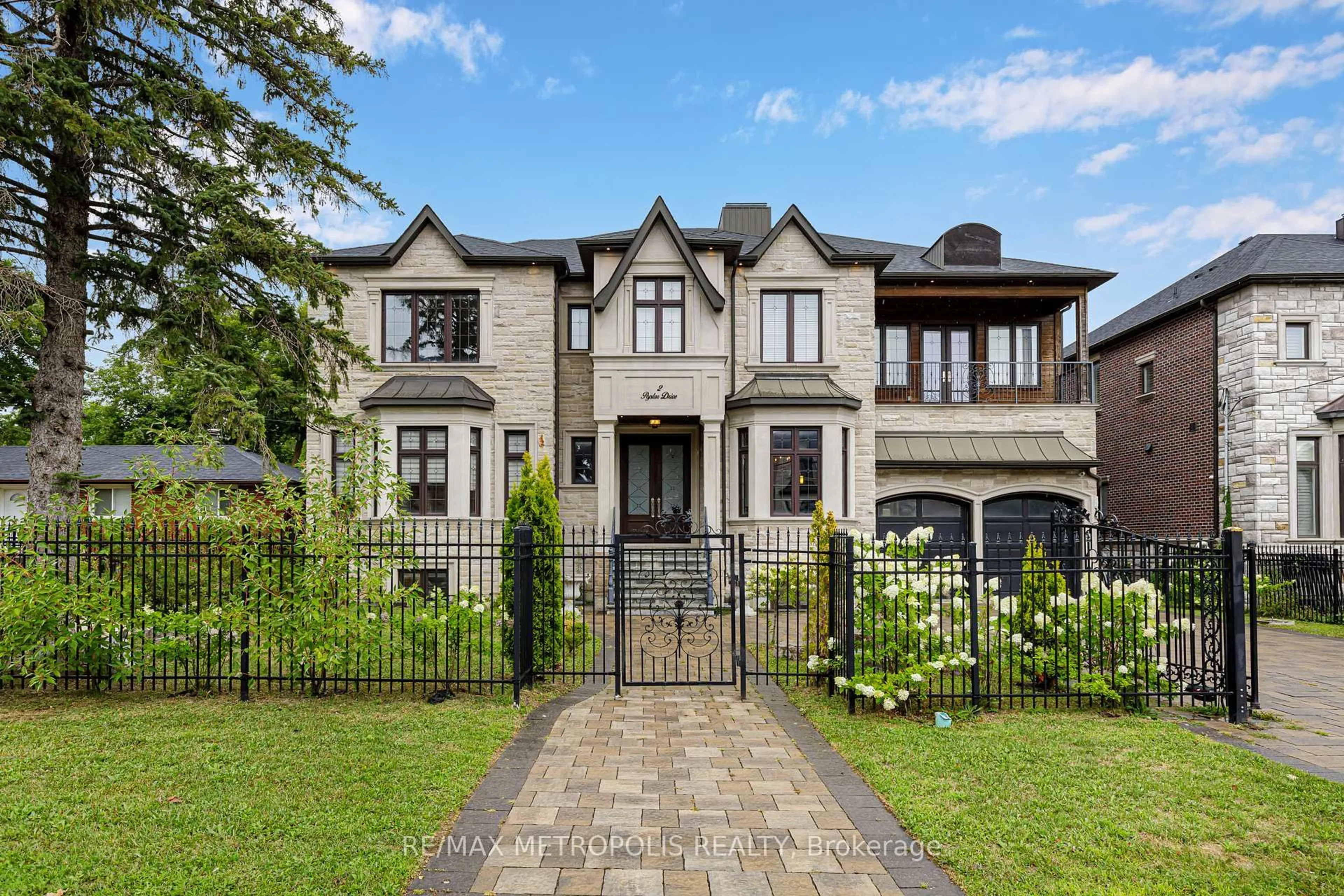 Home with brick exterior material, street for 2 Poplar Dr, Richmond Hill Ontario L4E 2W5