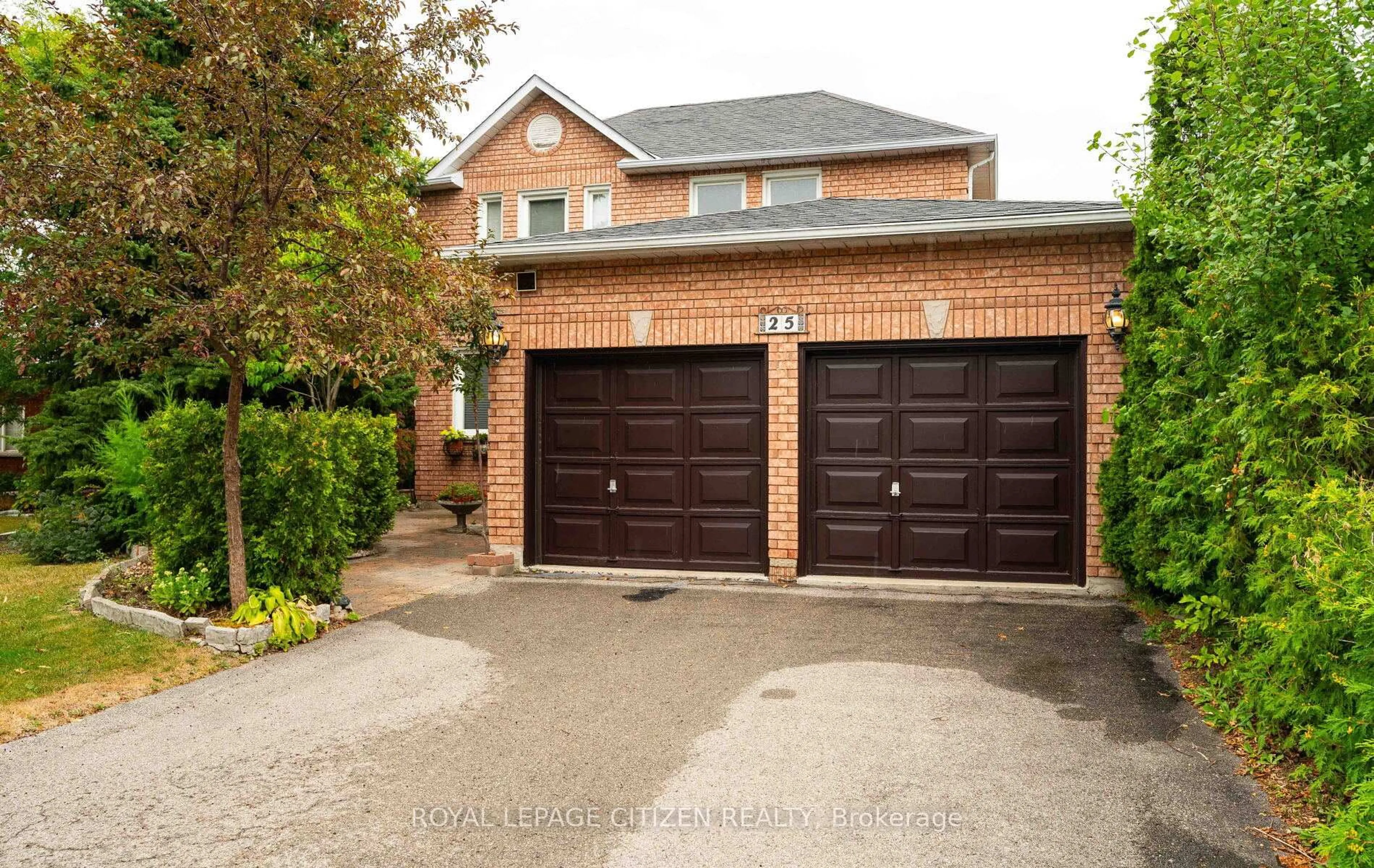 Home with brick exterior material, street for 25 Grampian Ave, Vaughan Ontario L6A 2A3