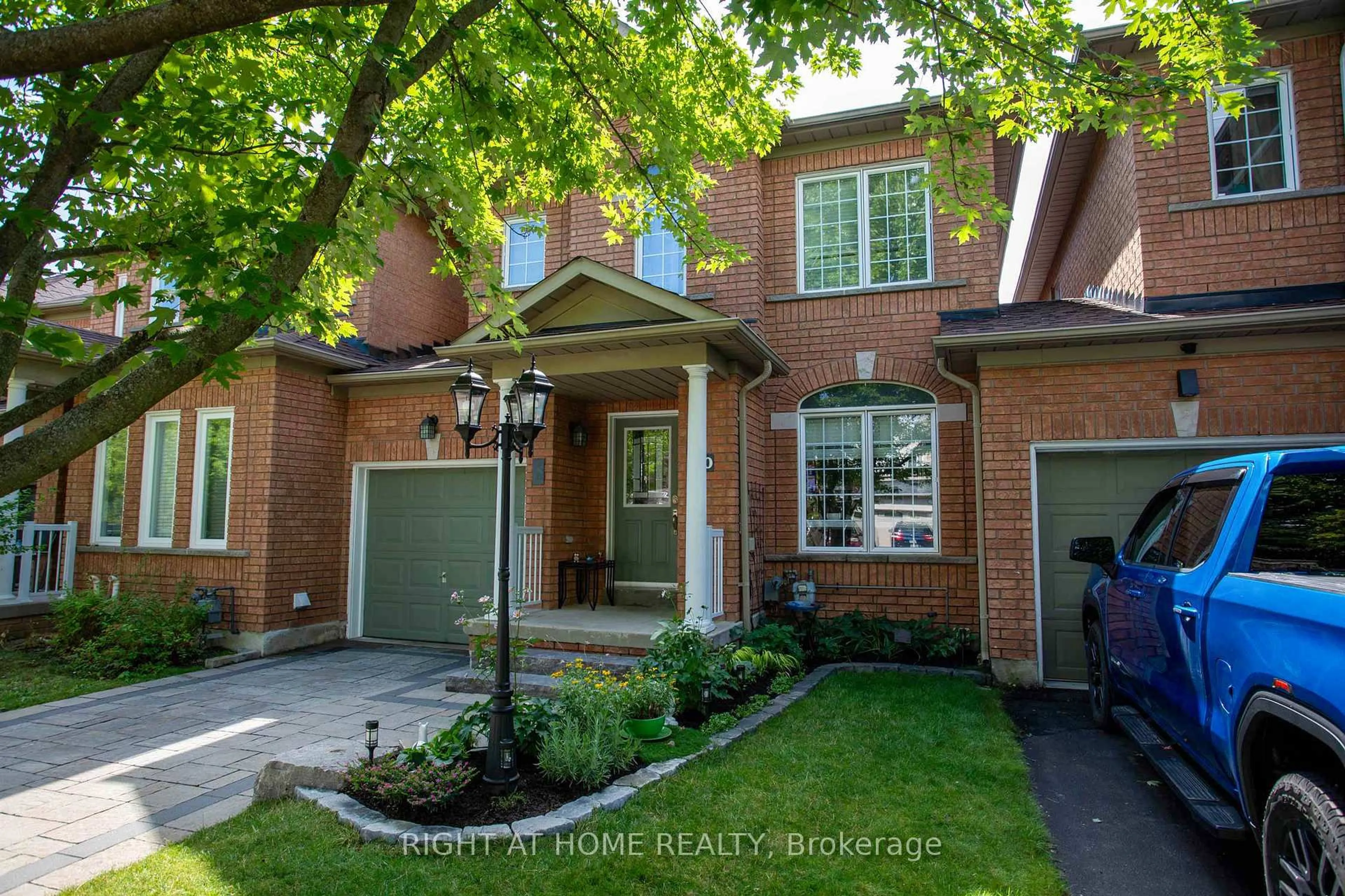 Home with brick exterior material, street for 50 Sunridge St, Richmond Hill Ontario L4E 3T7