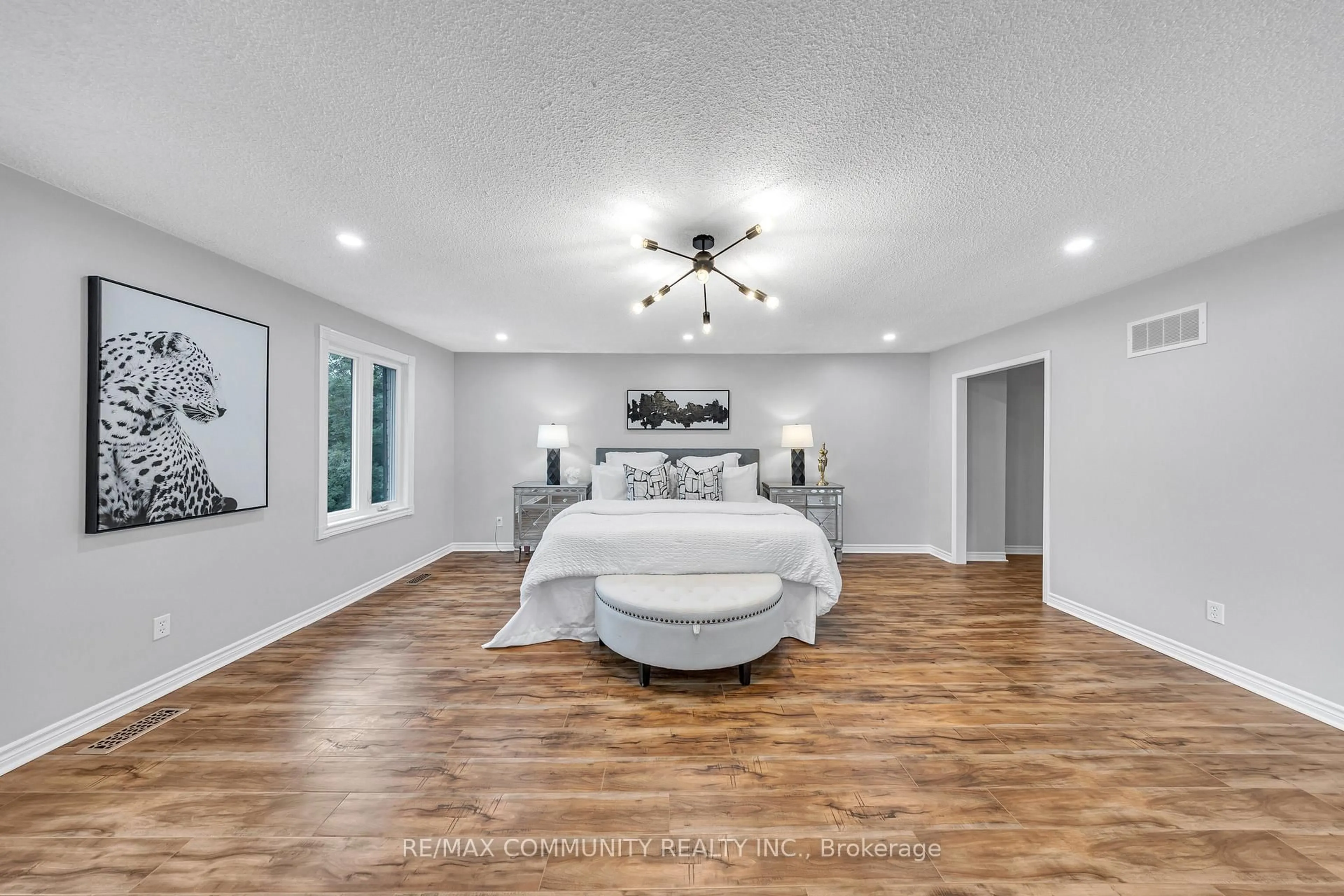 Unknown for 71 Nightstar Dr, Richmond Hill Ontario L4C 8H5