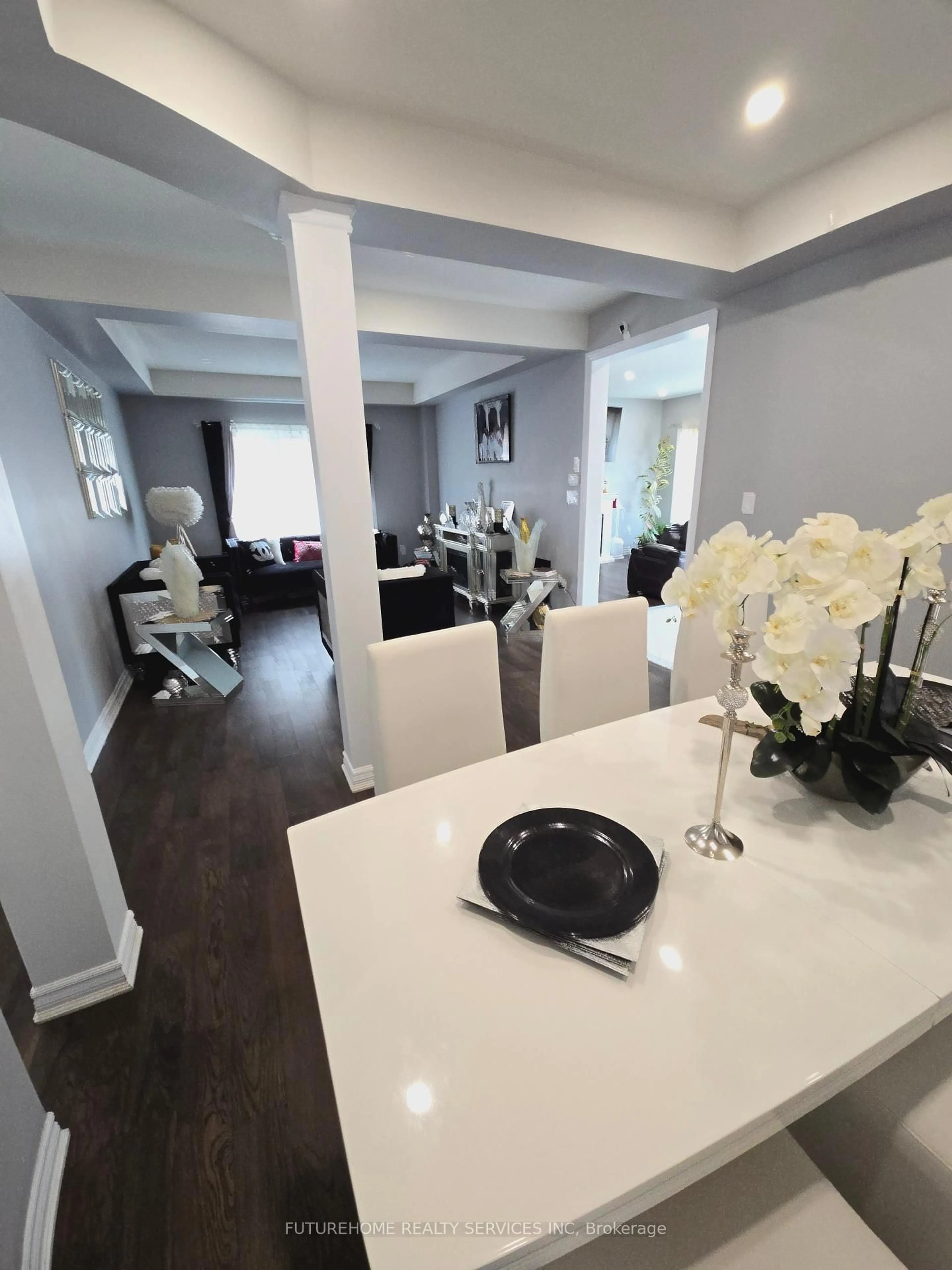 Dining room, unknown for 8 Terry Clayton Ave, Brock Ontario L0K 1A0