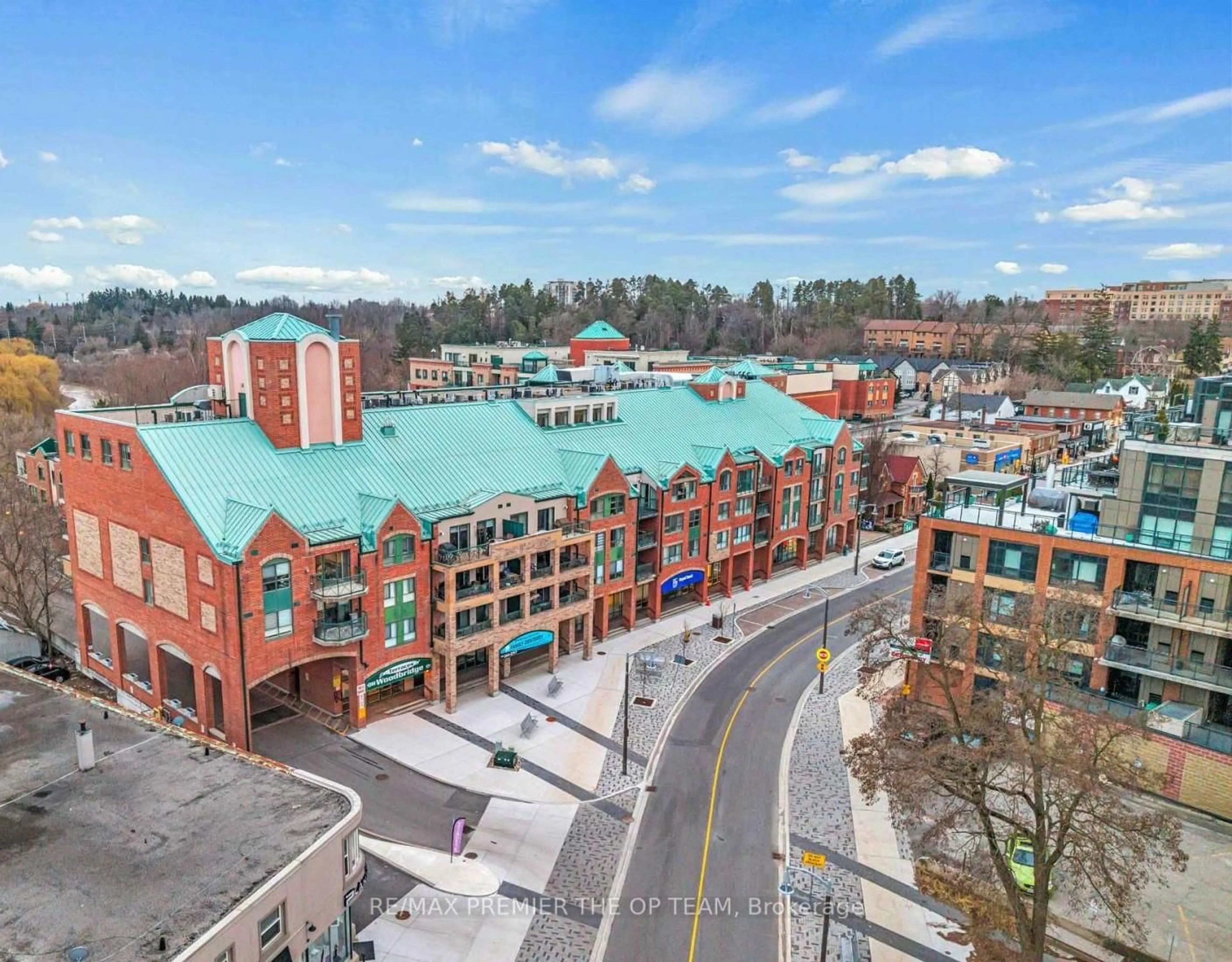 A pic from outside/outdoor area/front of a property/back of a property/a pic from drone, city buildings view from balcony for 121 Woodbridge Ave #321, Vaughan Ontario L4L 9E3