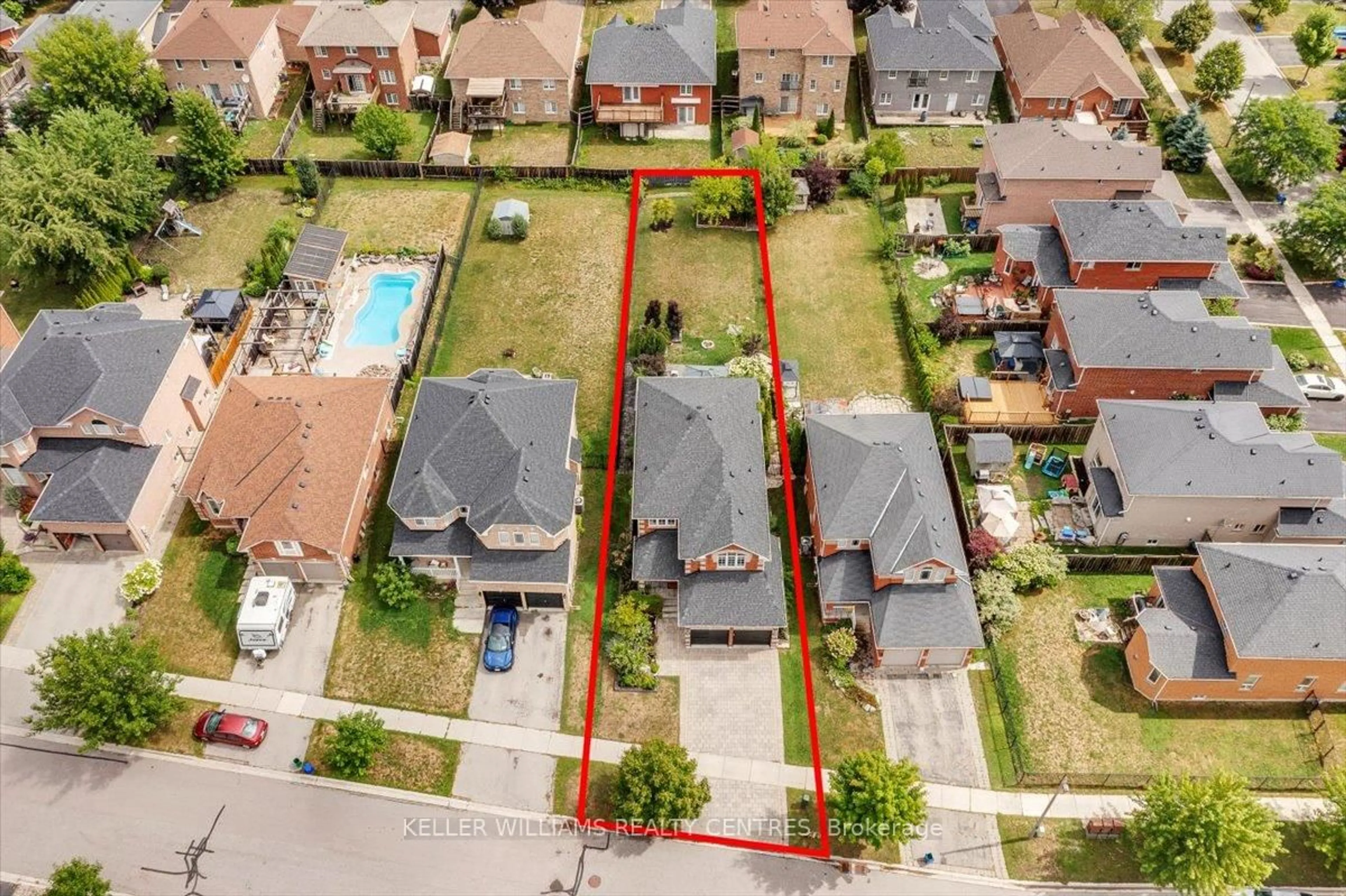 A pic from outside/outdoor area/front of a property/back of a property/a pic from drone, street for 63 Kerfoot Cres, Georgina Ontario L4P 4H2