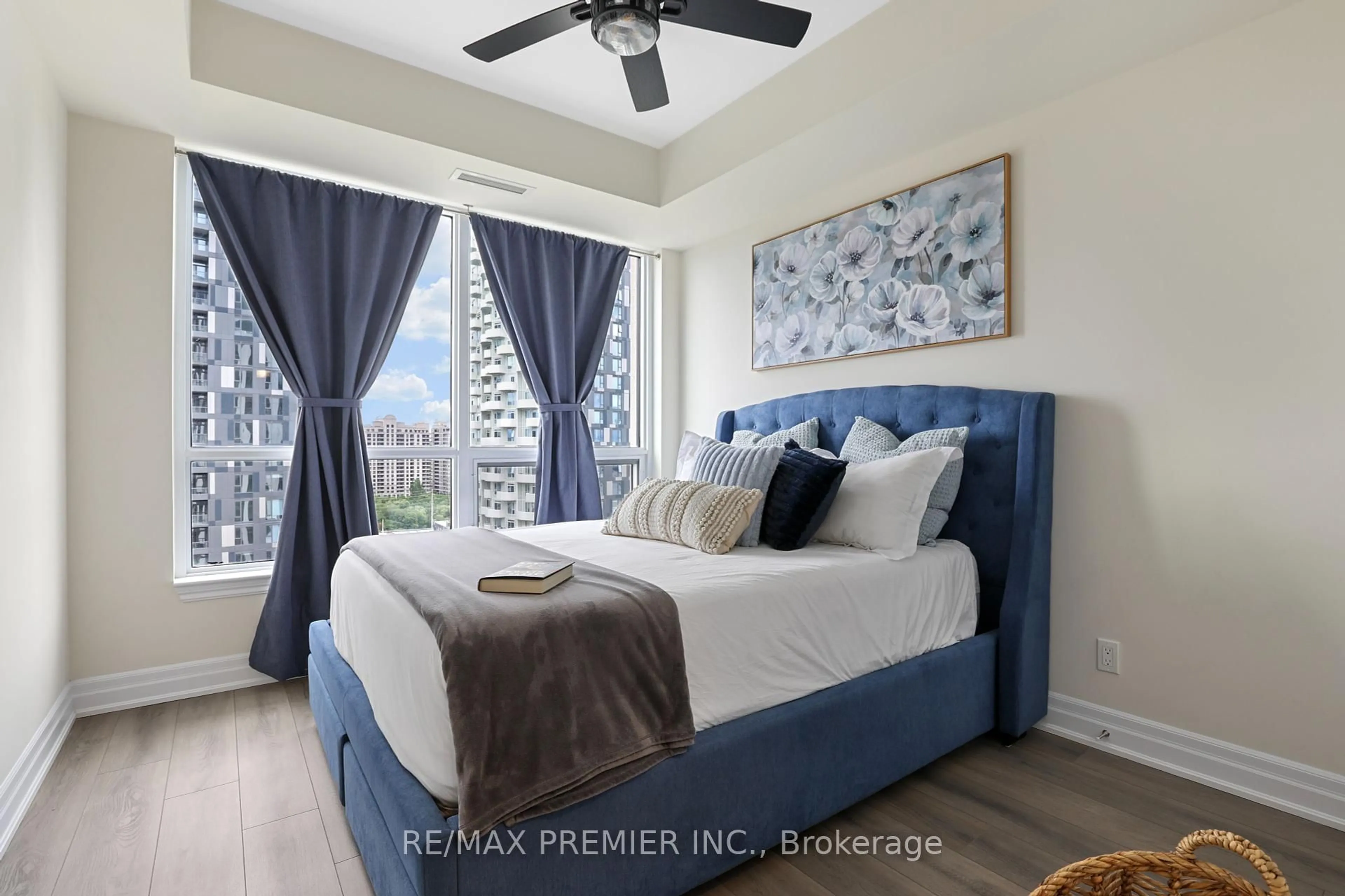 Bedroom with bed, unknown for 9085 Jane St #1411, Vaughan Ontario L4K 0L8