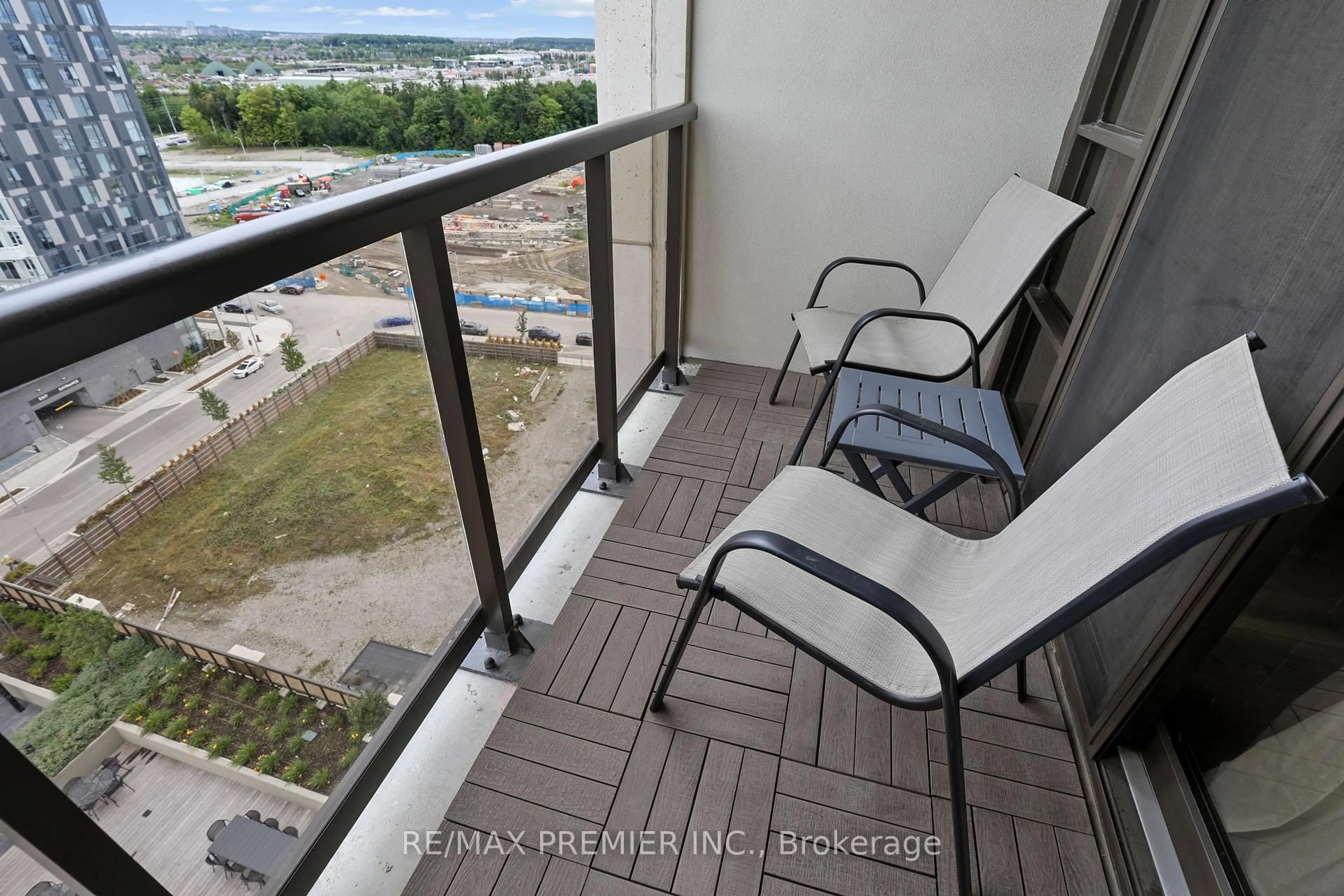Balcony in the apartment, water/lake/river/ocean view for 9085 Jane St #1411, Vaughan Ontario L4K 0L8