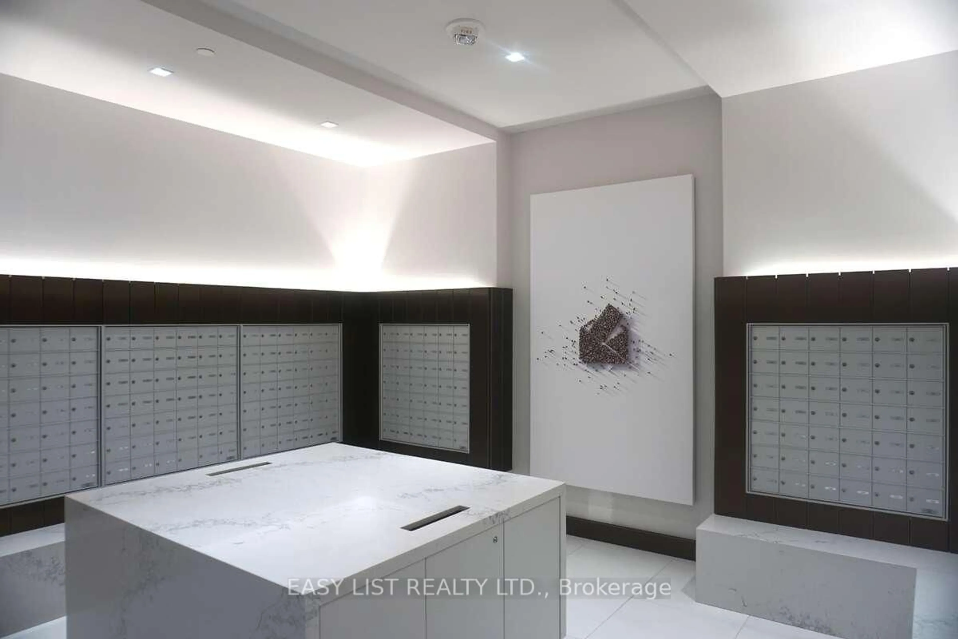 Contemporary bathroom, ceramic/tile floor for 12 Gandhi Lane, Markham Ontario L3T 0G4
