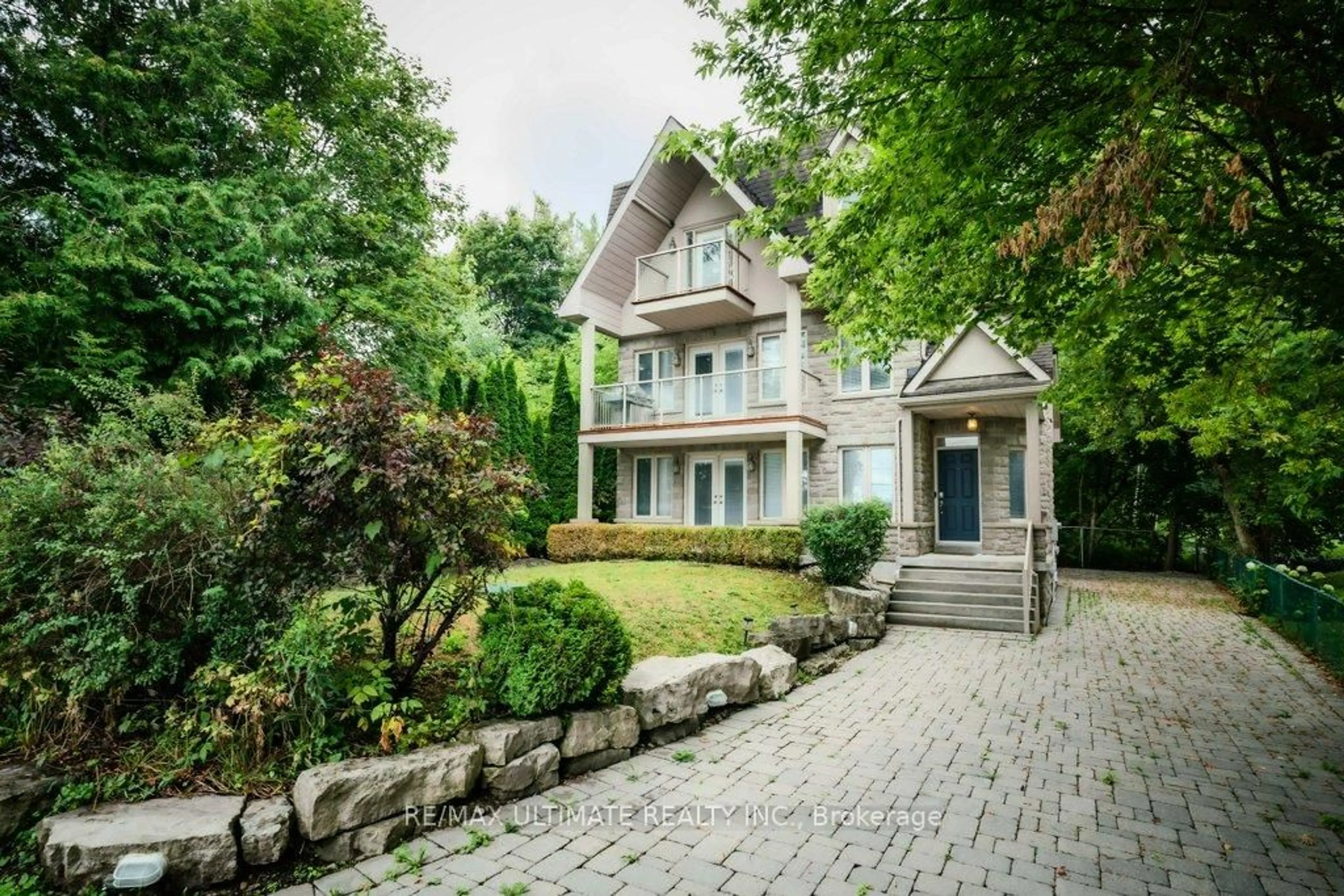 Home with brick exterior material, street for 5737 Lakeshore Rd, Whitchurch-Stouffville Ontario L4A 7X3
