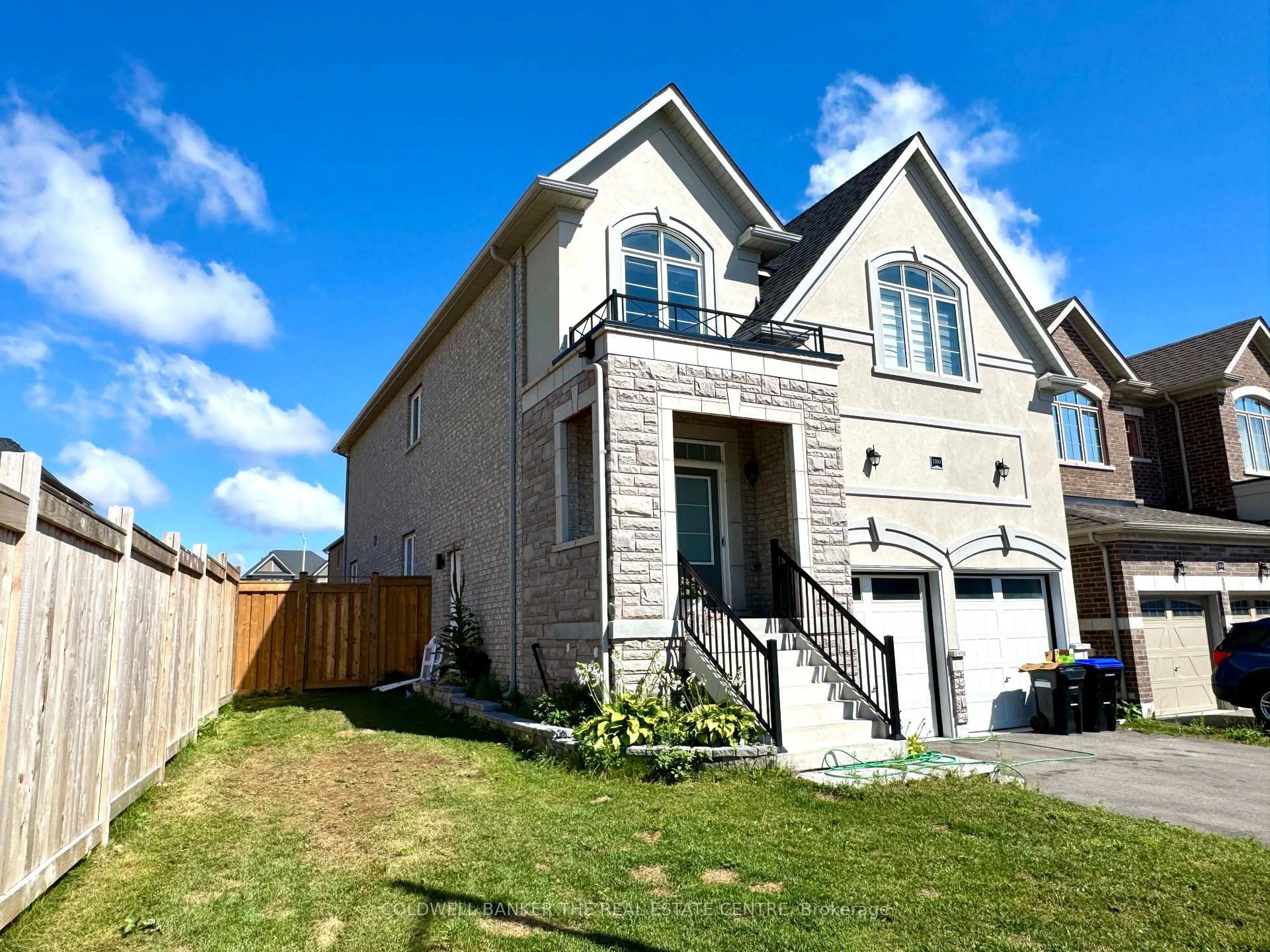 Home with brick exterior material, street for 1350 Stevens Rd, Innisfil Ontario L9S 4W1