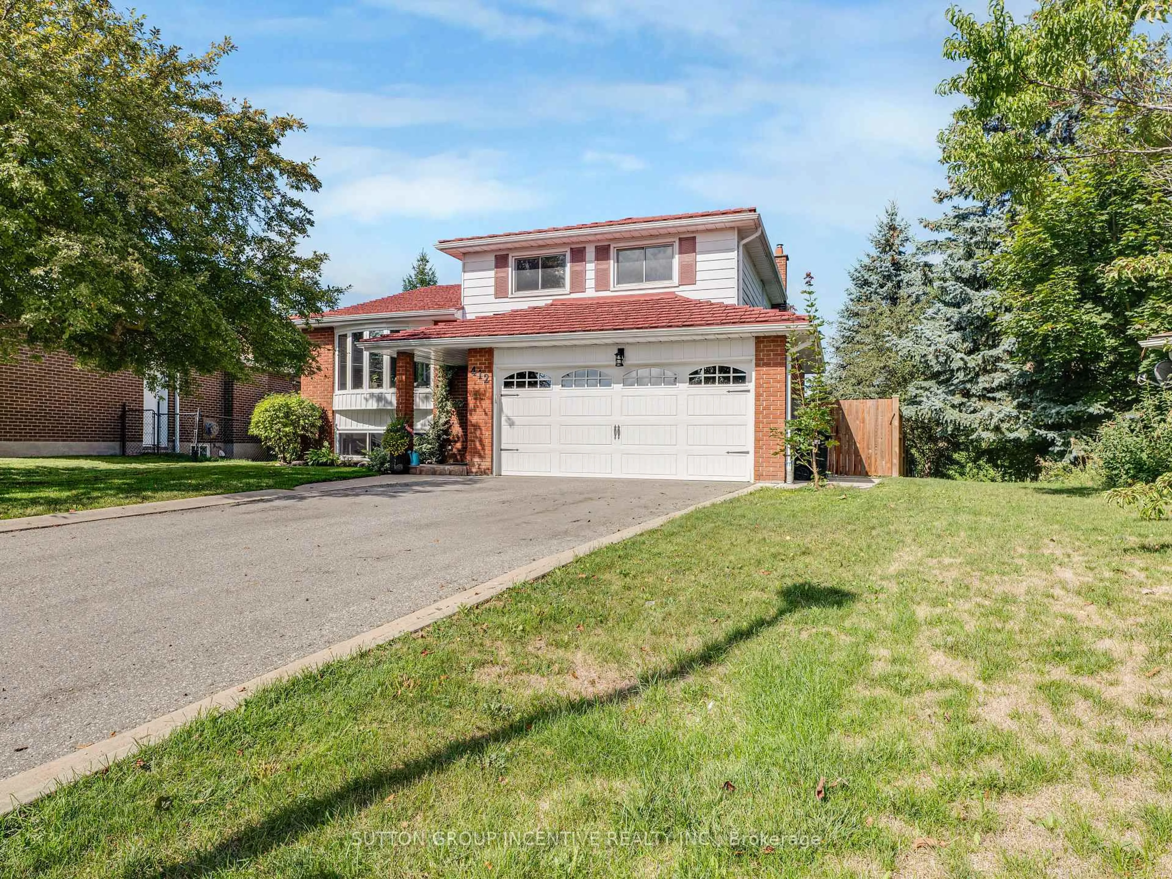 Home with brick exterior material, street for 412 Orsi Ave, Bradford West Gwillimbury Ontario L3Z 1B9