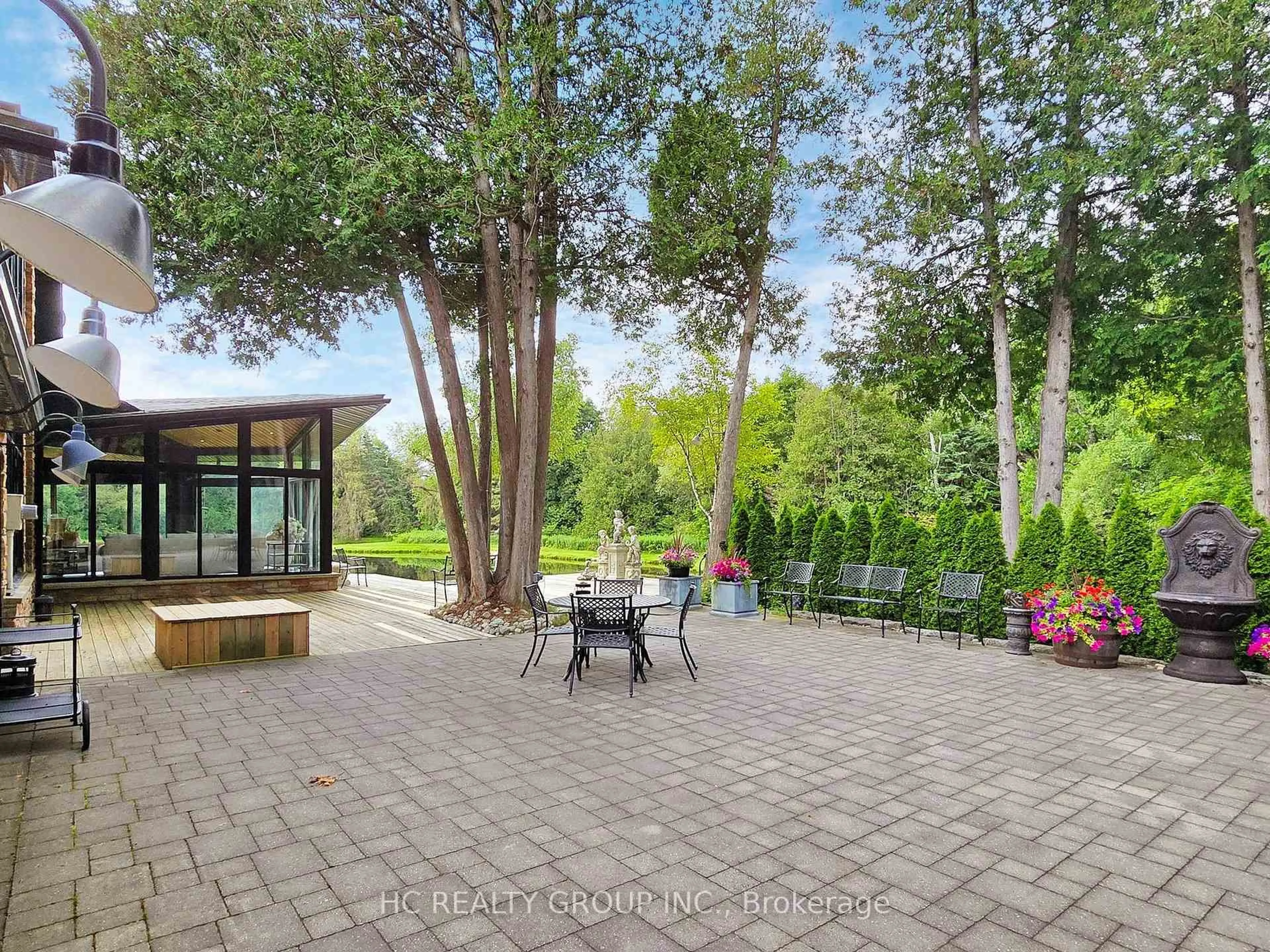 Patio, unknown for 7779 Concession  2, Uxbridge Ontario L9P 0H9