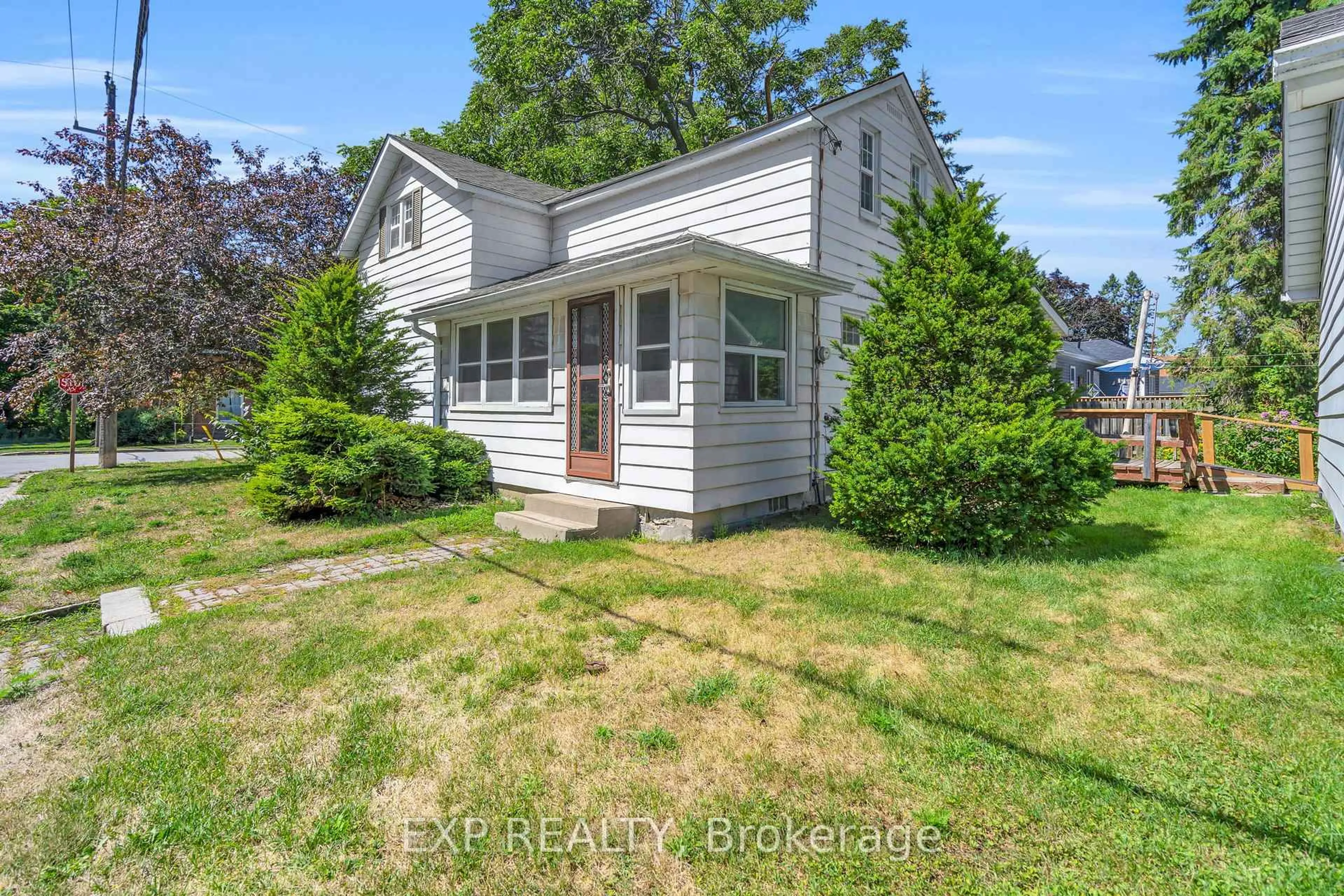 Unknown for 39 River St, Georgina Ontario L0E 1R0