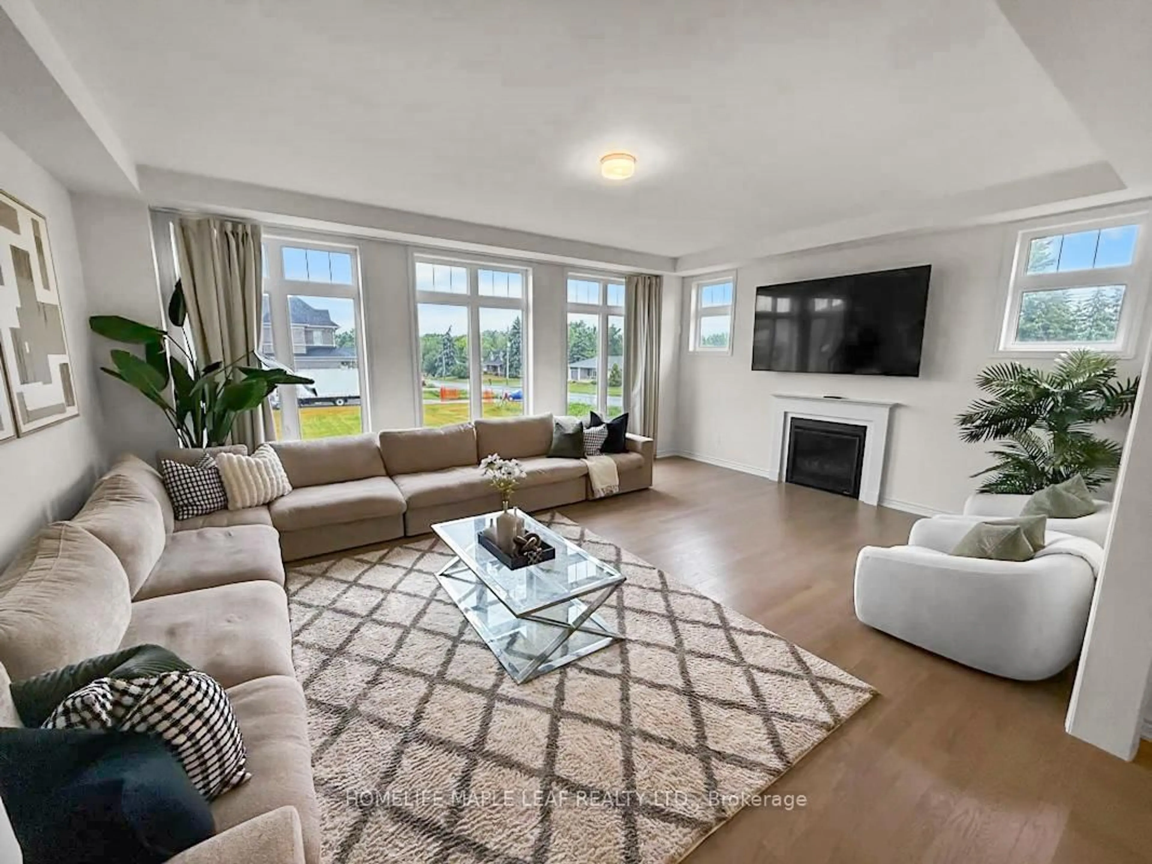 Living room with furniture, unknown for 4 Magnolia Ave, Adjala-Tosorontio Ontario L0G 1W0