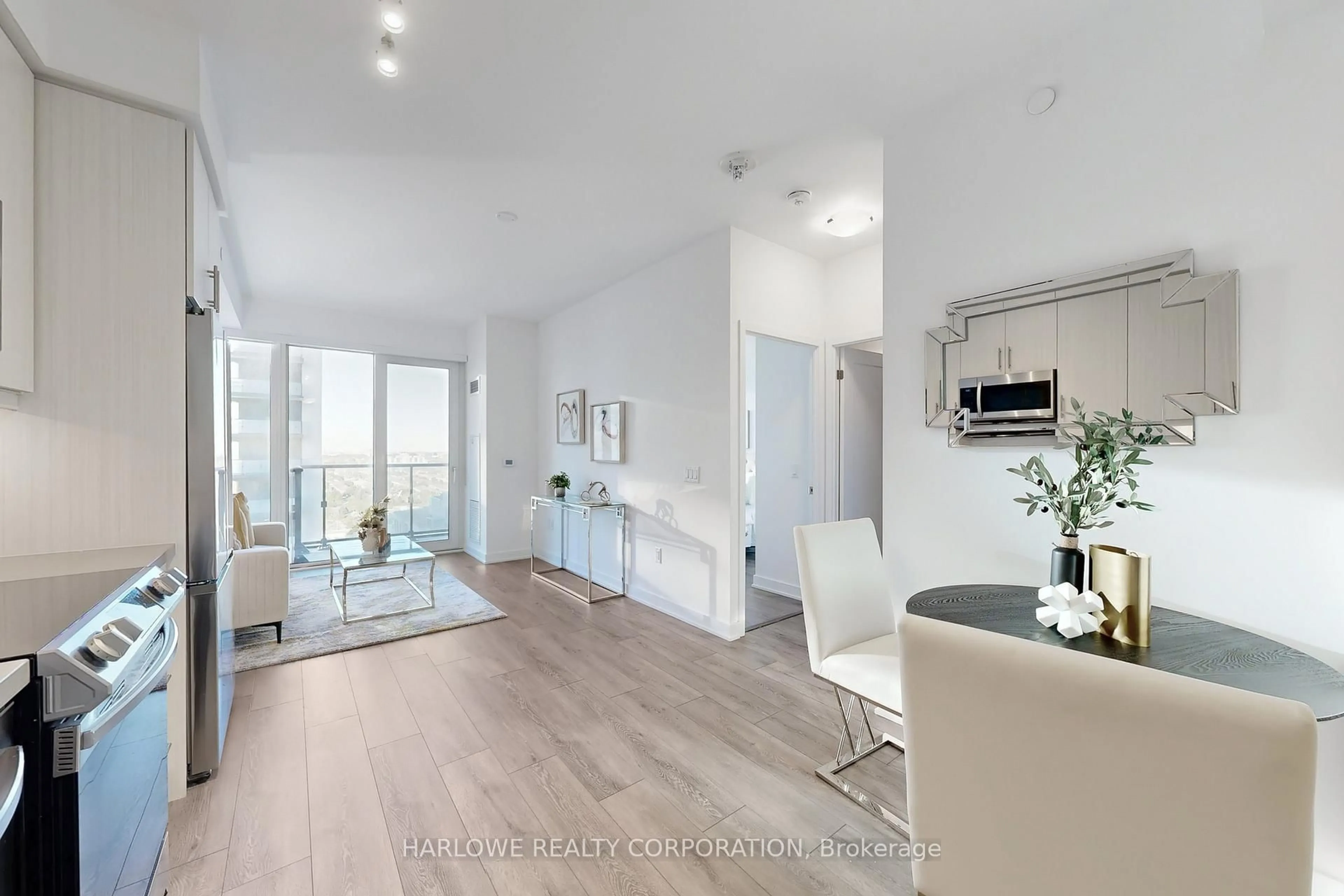 Unknown for 95 Oneida Cres #1706, Richmond Hill Ontario L4B 0H5