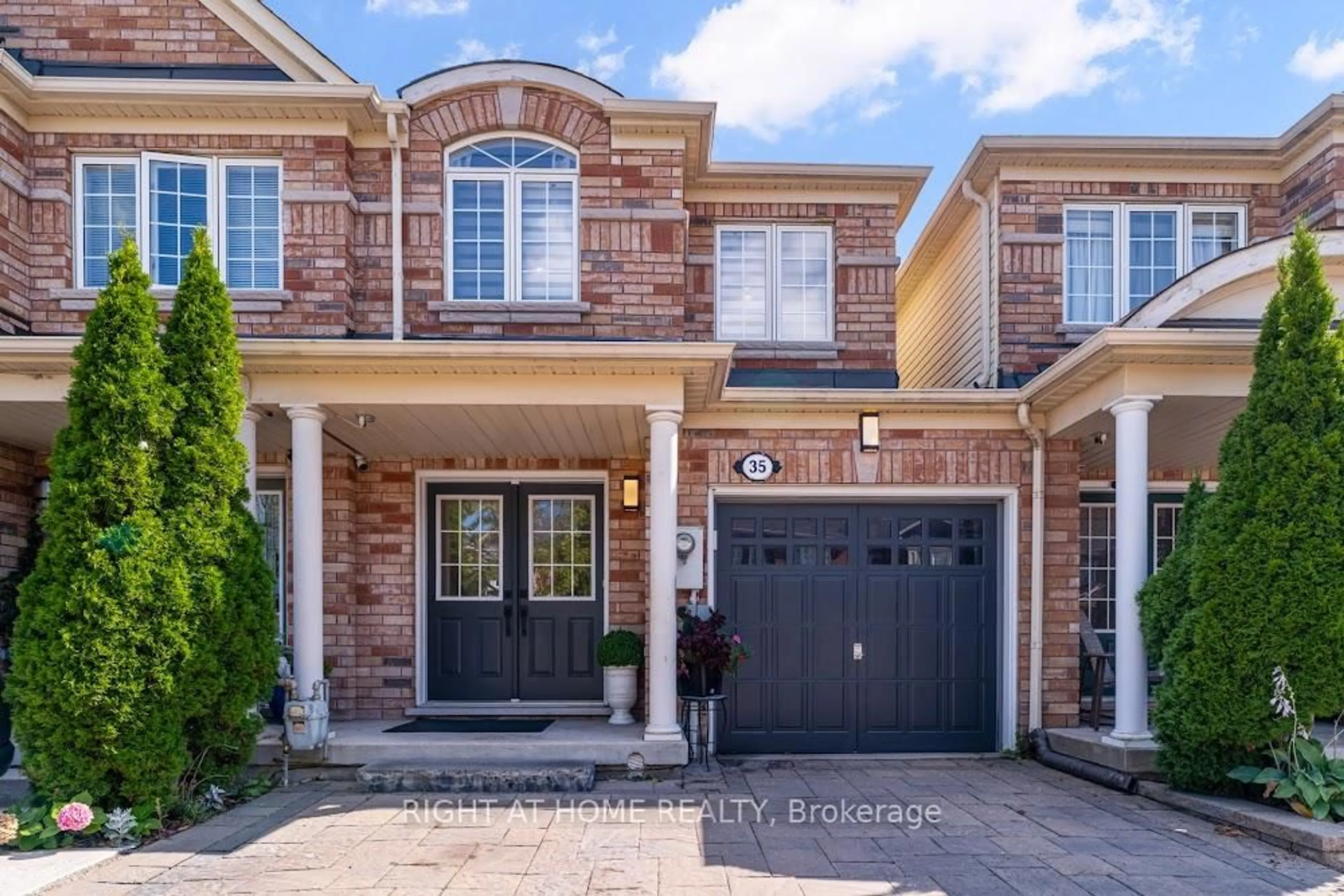 Home with brick exterior material, street for 35 Brahm Crt, Vaughan Ontario L4H 0K3