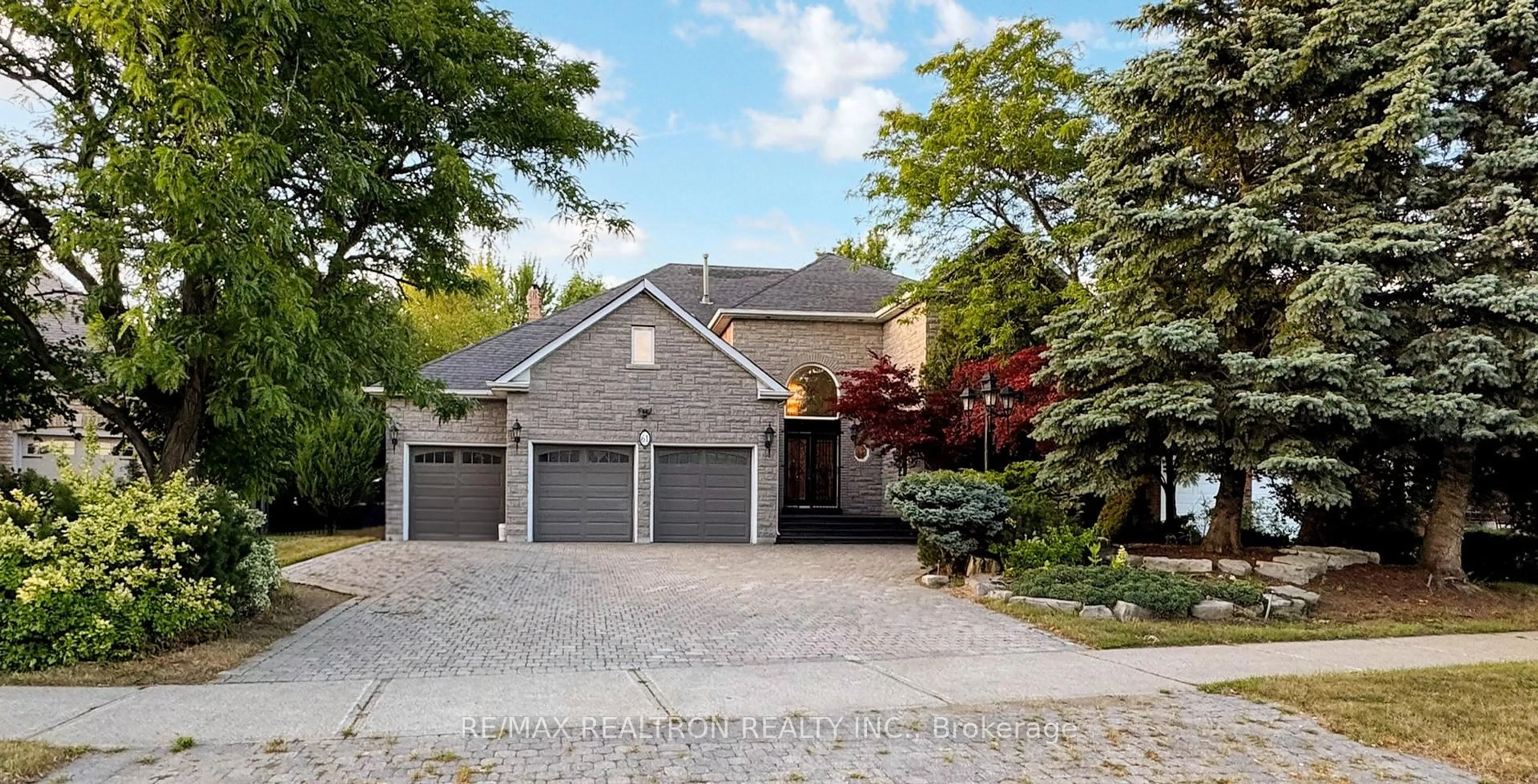 Home with brick exterior material, street for 61 Glenayr Rd, Richmond Hill Ontario L4B 2V8