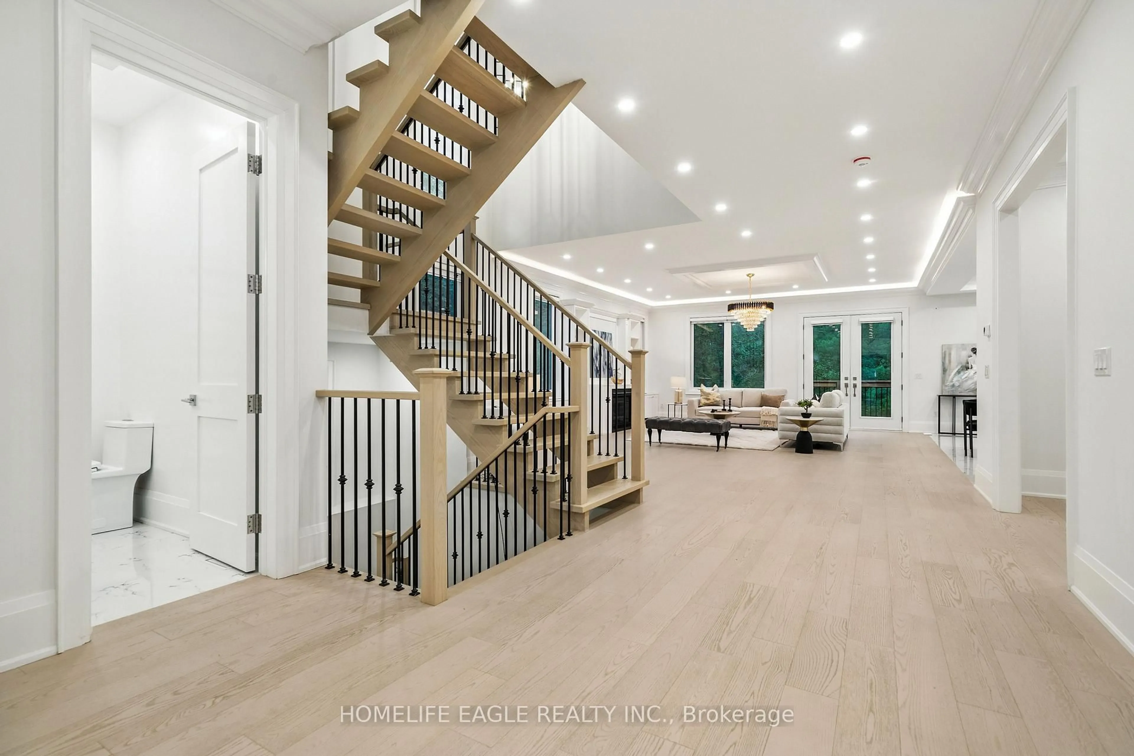 Unknown for 363 Penn Ave, Newmarket Ontario L3Y 2S7