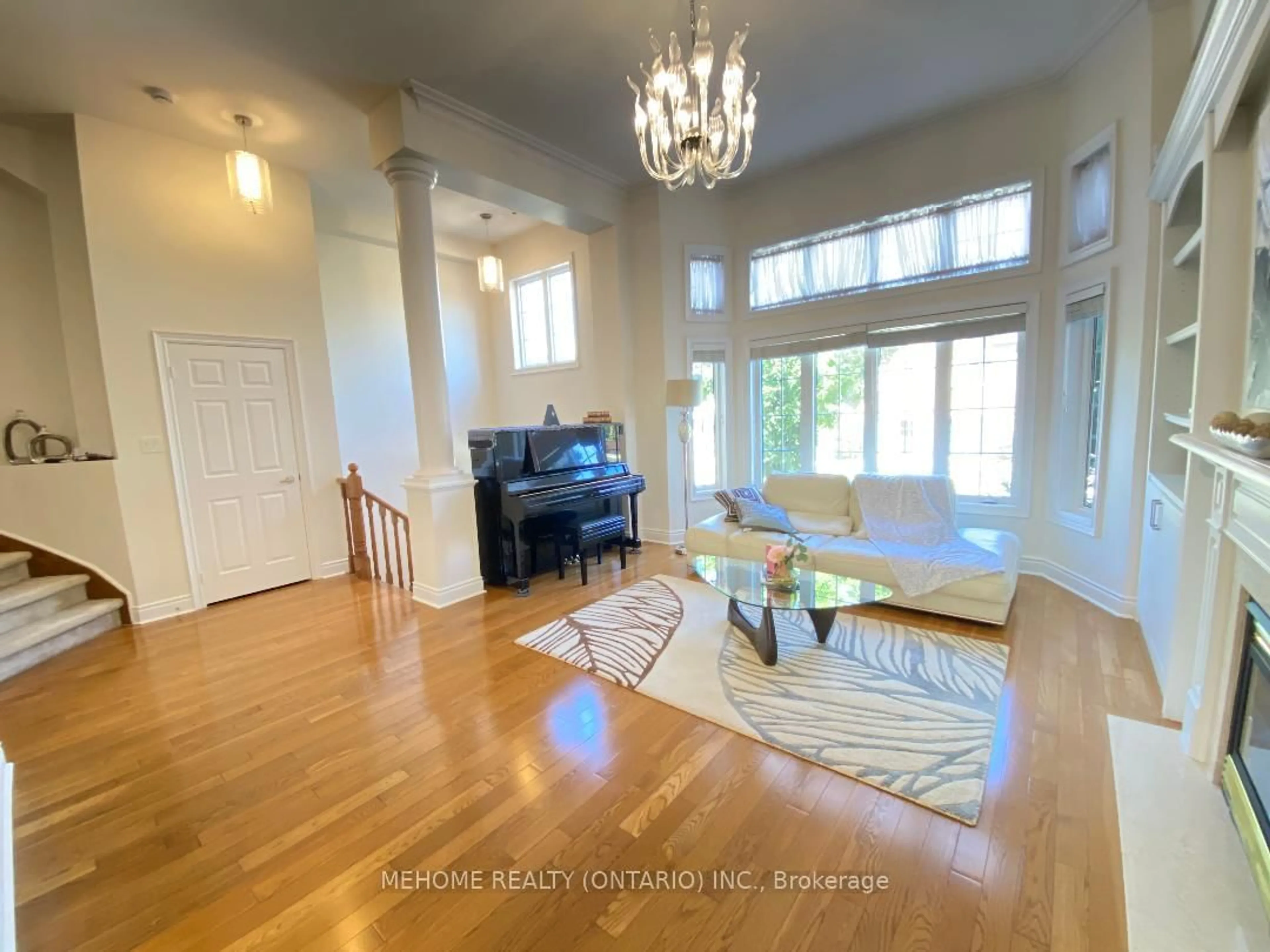 Indoor entryway for 190 Legends Way, Markham Ontario L3R 6A9