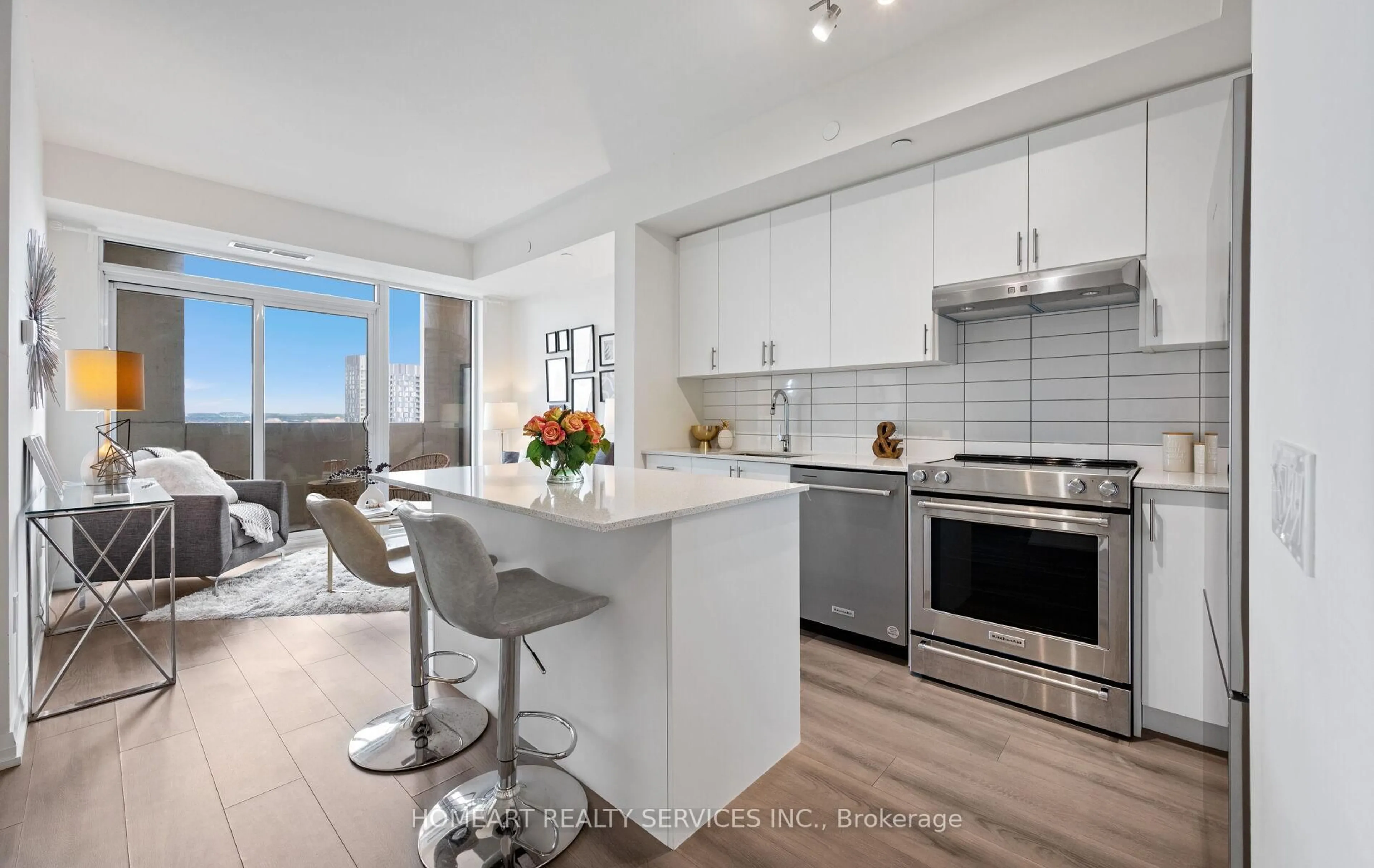 Open concept kitchen, unknown for 9000 Jane St #2023, Vaughan Ontario L4K 0M6