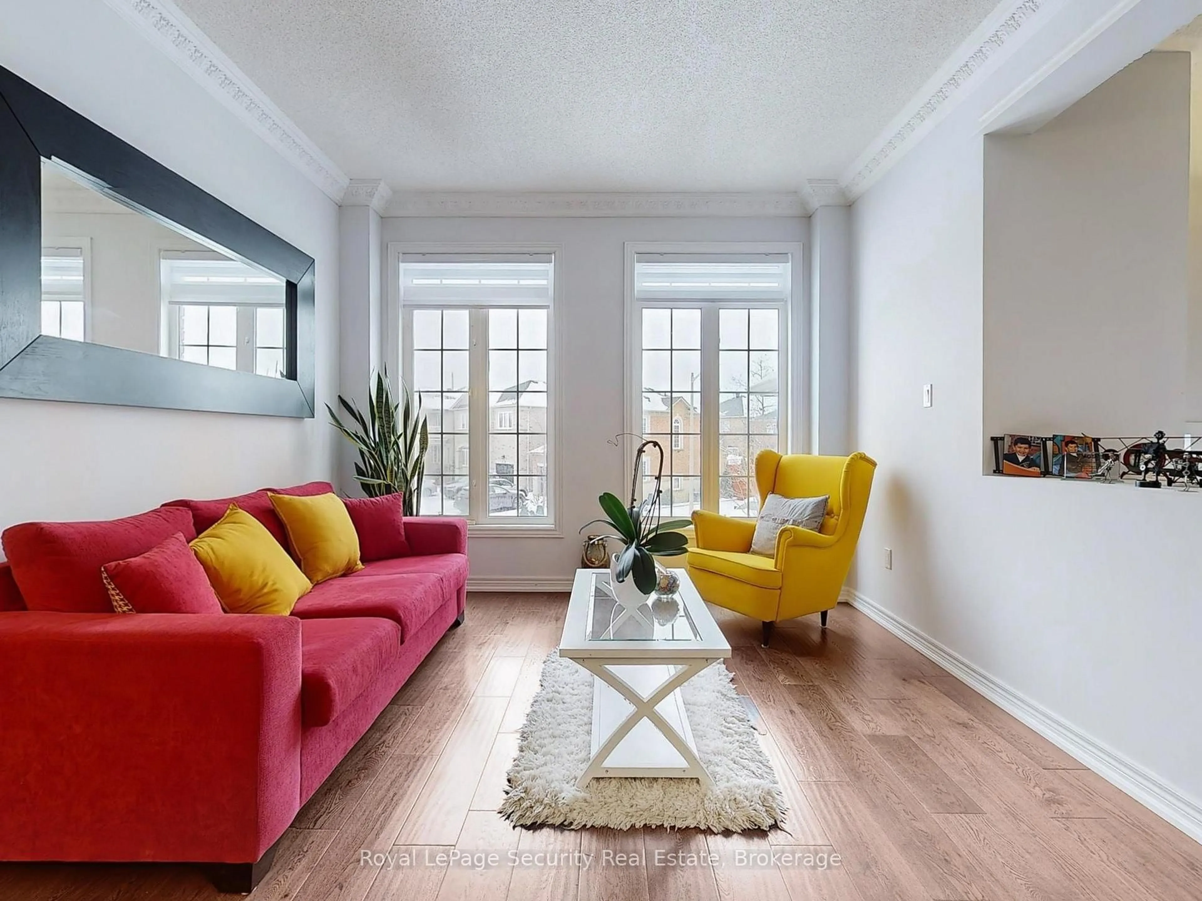Living room with furniture, unknown for 128 Daiseyfield Cres, Vaughan Ontario L4H 2T7