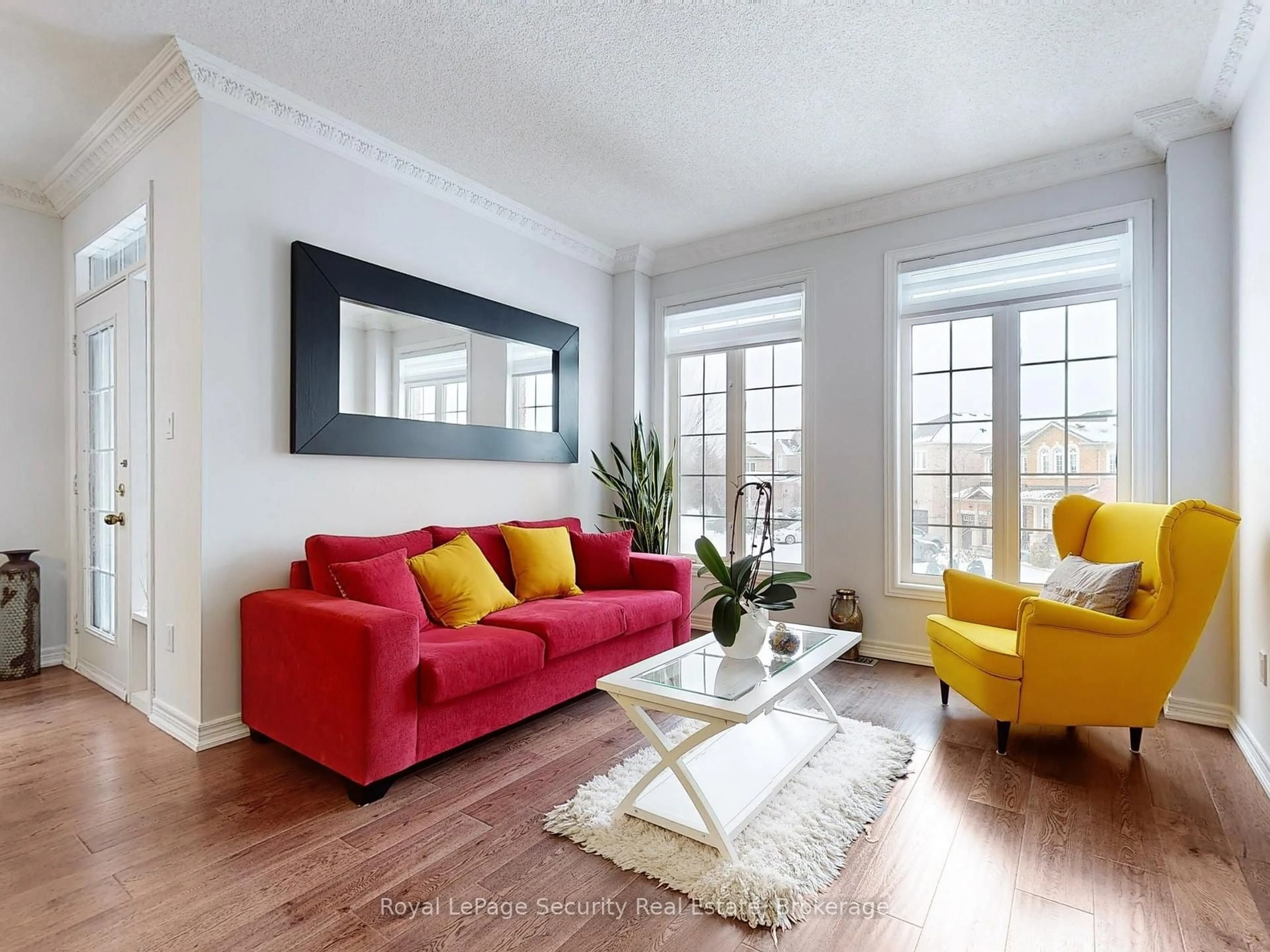 Living room with furniture, unknown for 128 Daiseyfield Cres, Vaughan Ontario L4H 2T7