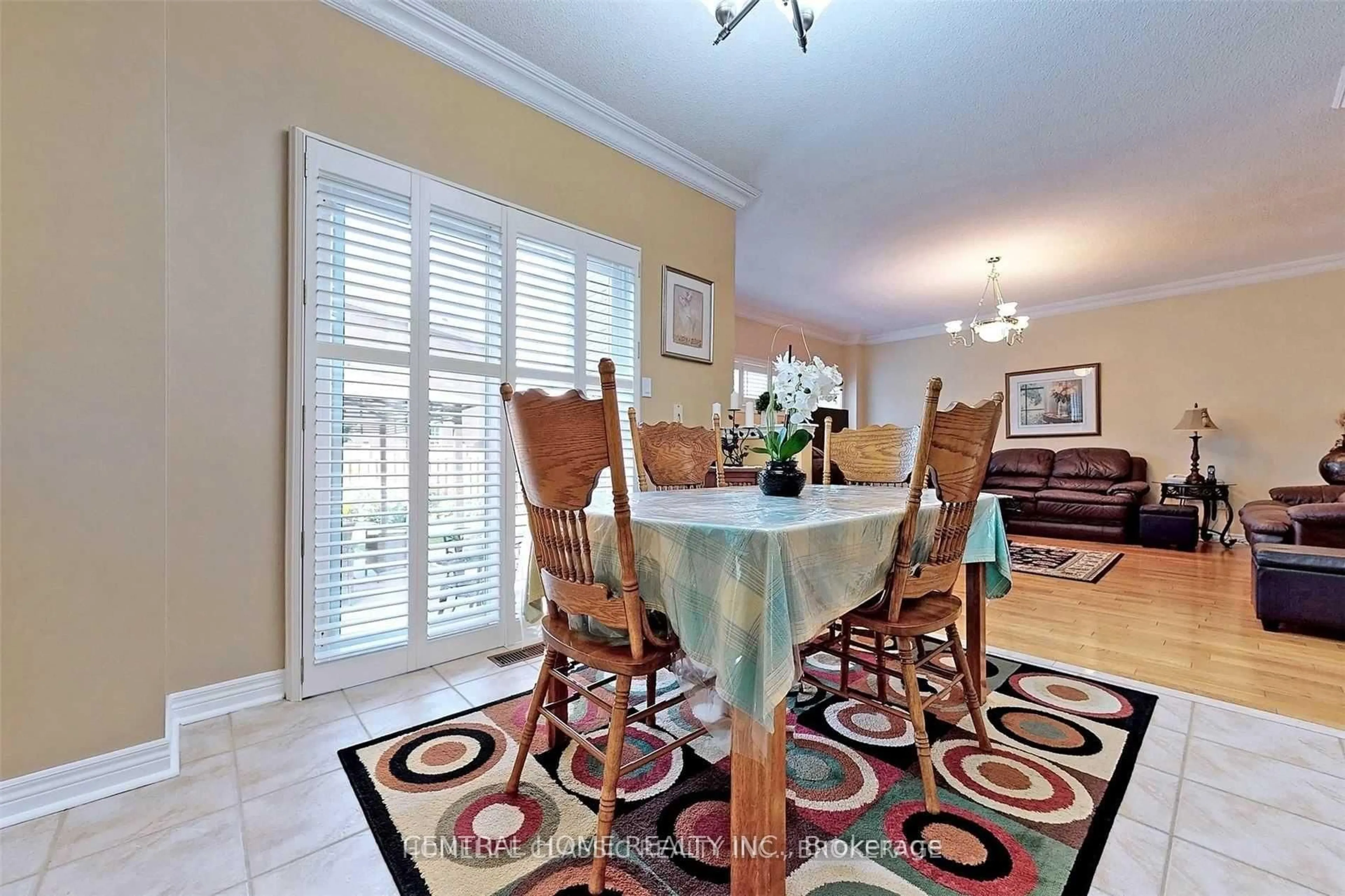Dining room, unknown for 8 Raintree Cres, Richmond Hill Ontario L4E 3T5