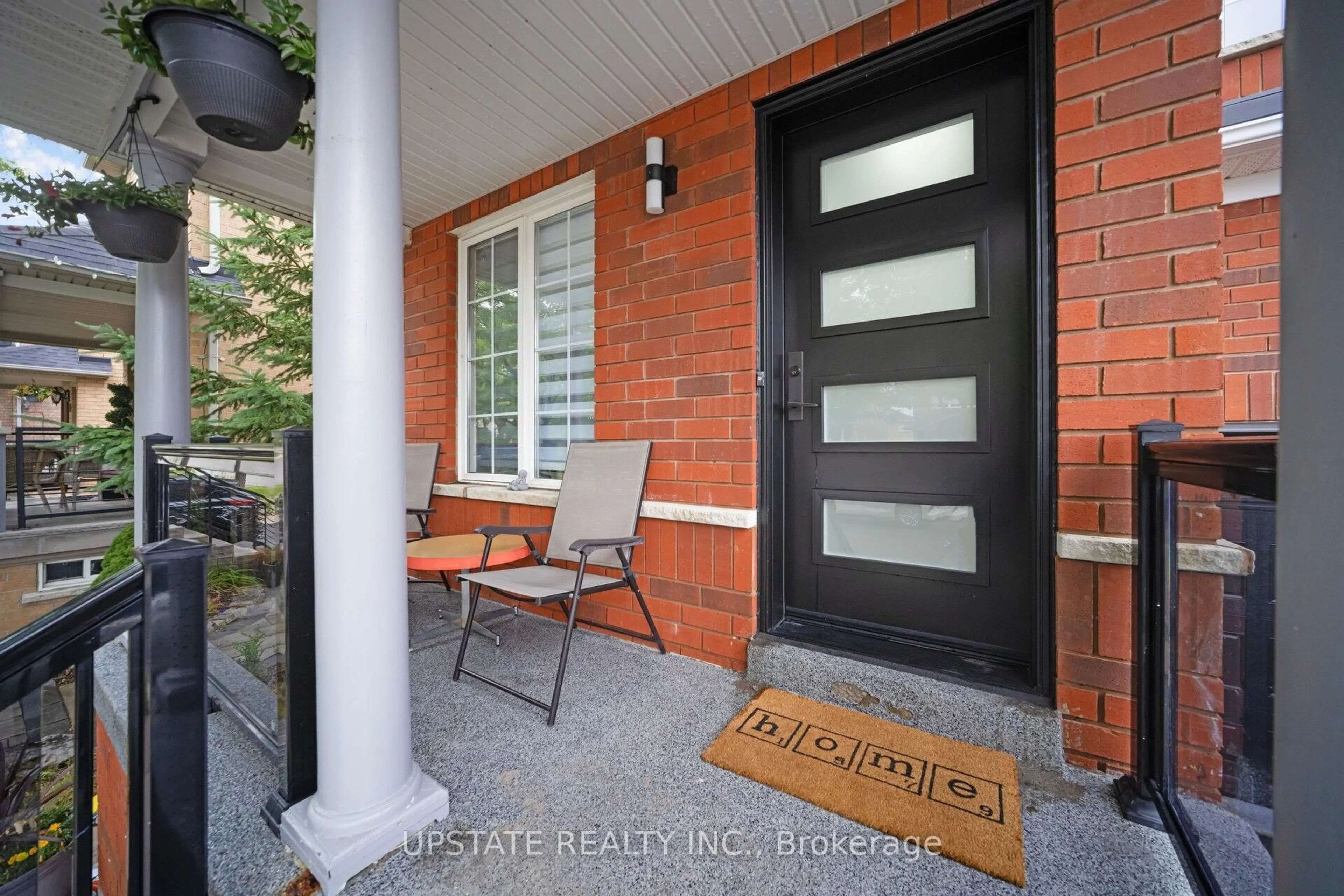 Indoor entryway for 173 Monte Carlo Dr, Vaughan Ontario L4H 1R5