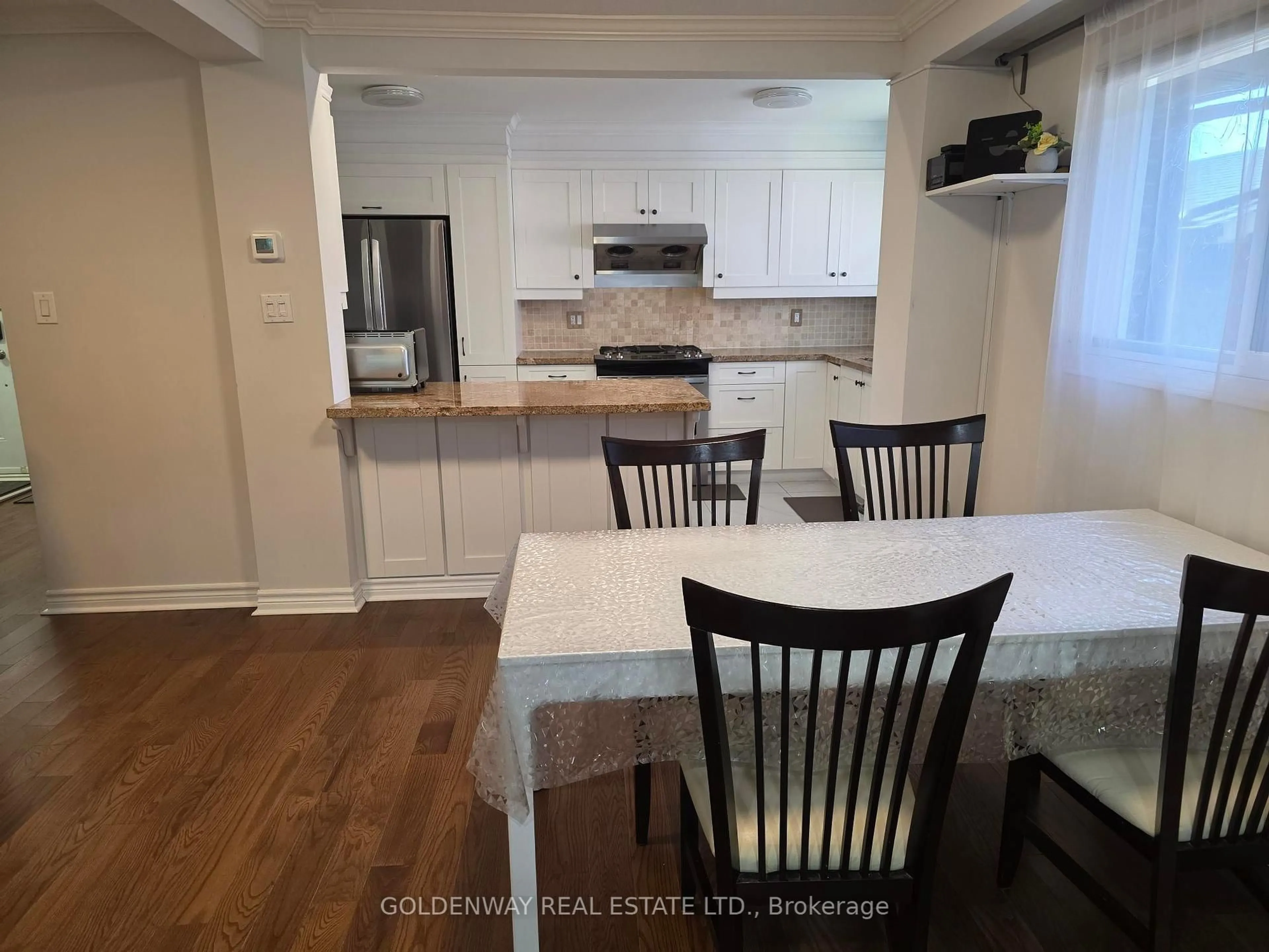Open concept kitchen, unknown for 129 Major Buttons Dr, Markham Ontario L3P 3X7