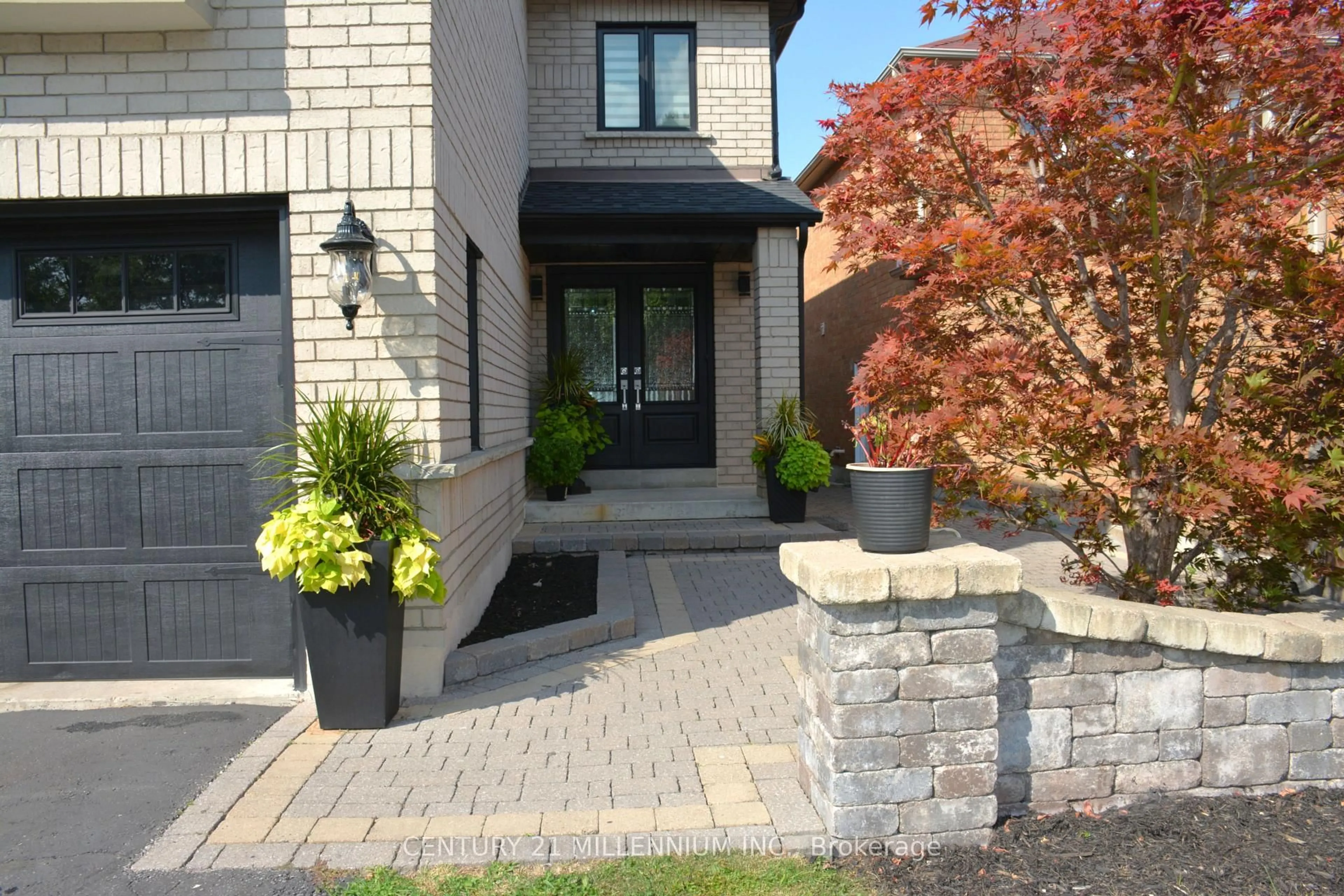 Home with brick exterior material, street for 286 Royalpark Way, Vaughan Ontario L4H 1J8