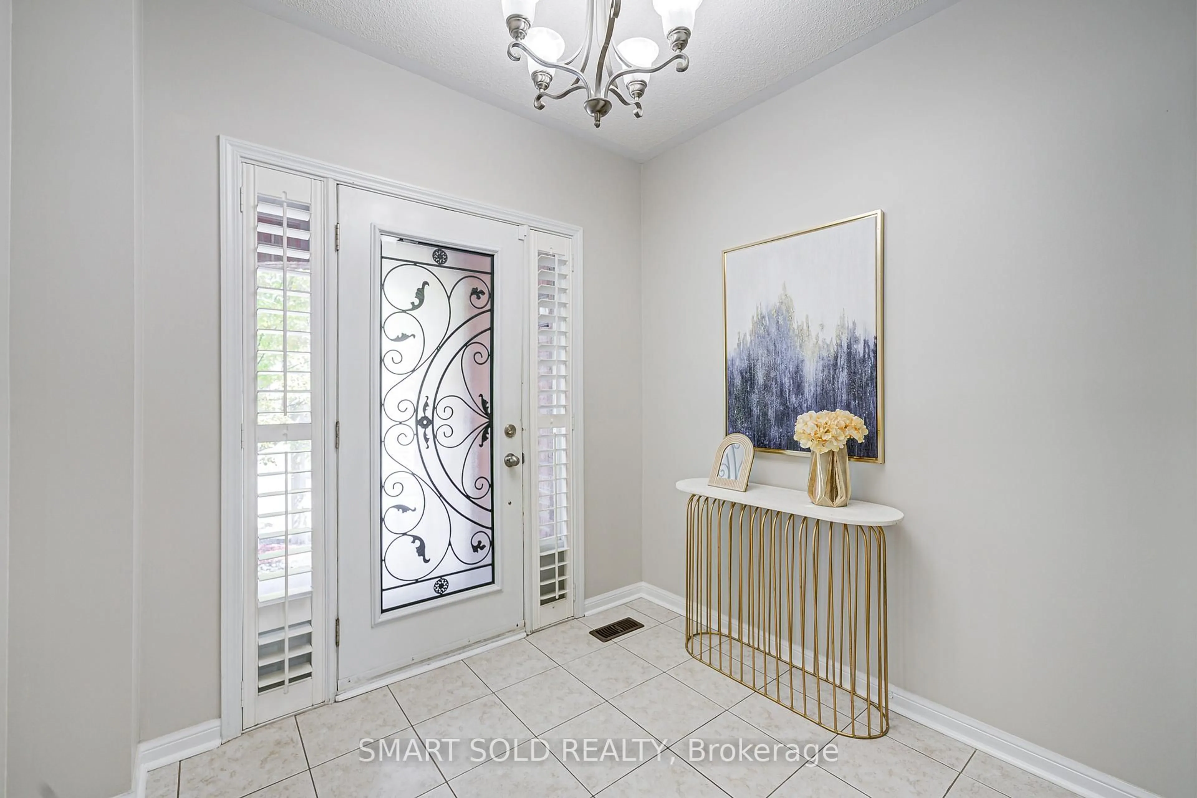 Indoor entryway for 19 Muscadel Rd, Vaughan Ontario L4H 3L8