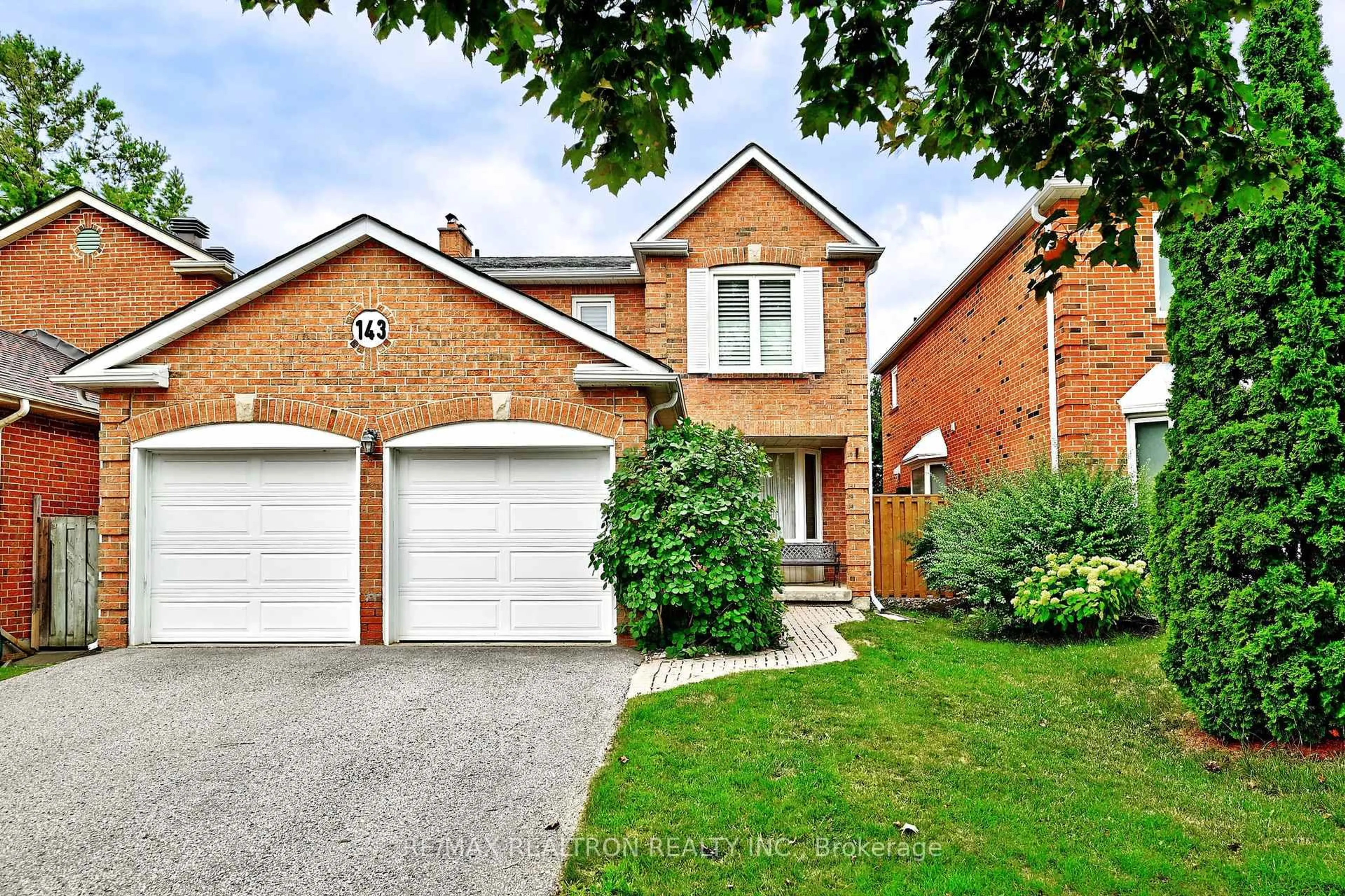 Home with brick exterior material, street for 143 Spring Gate Blvd, Vaughan Ontario L4J 3B2