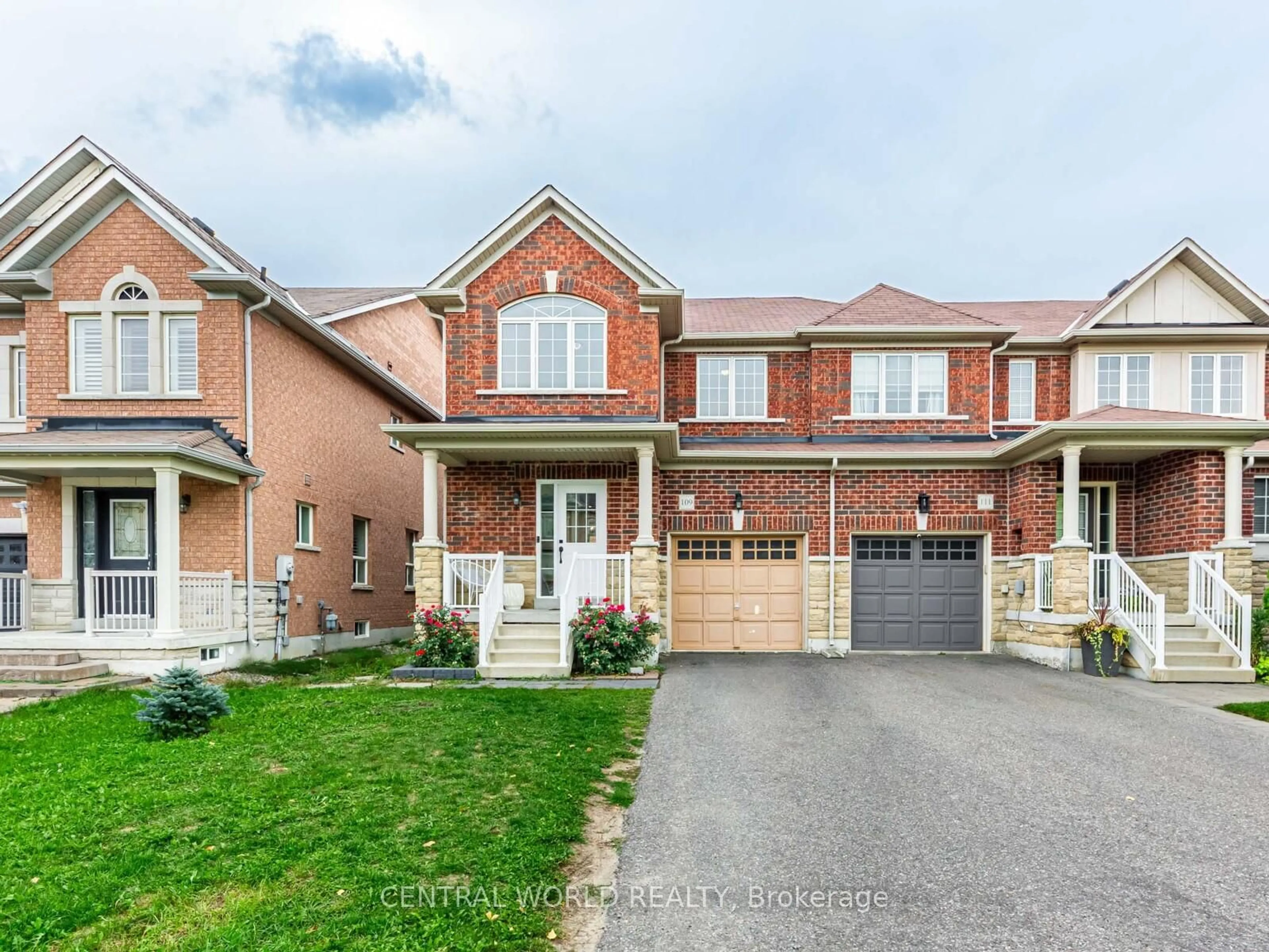 Home with brick exterior material, street for 109 James McCullough Rd, Whitchurch-Stouffville Ontario L4A 0Z2