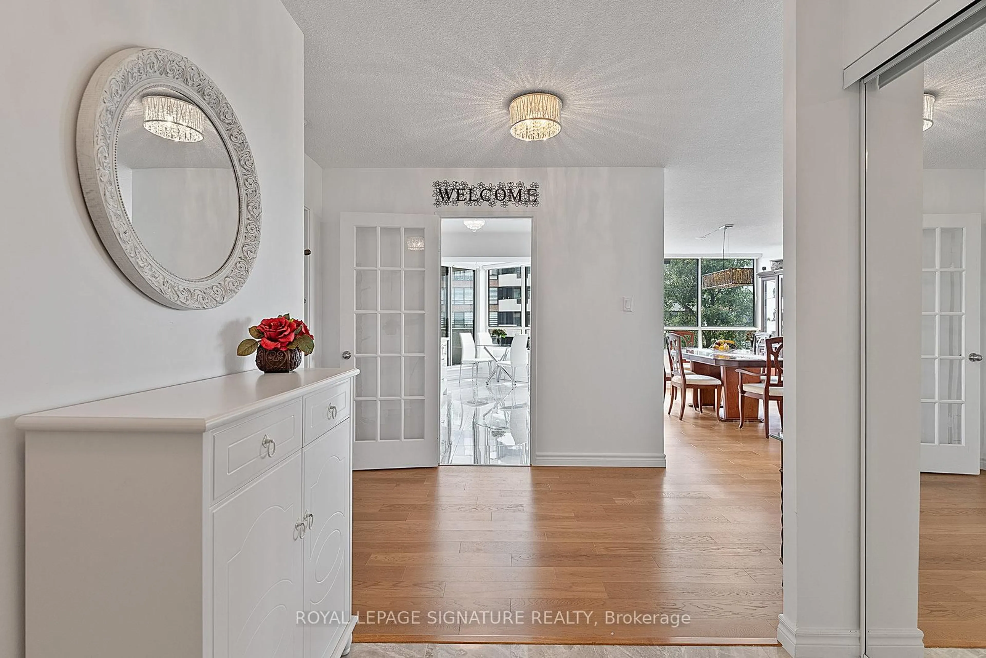 Indoor entryway for 25 Austin Dr #524, Markham Ontario L3R 8H4