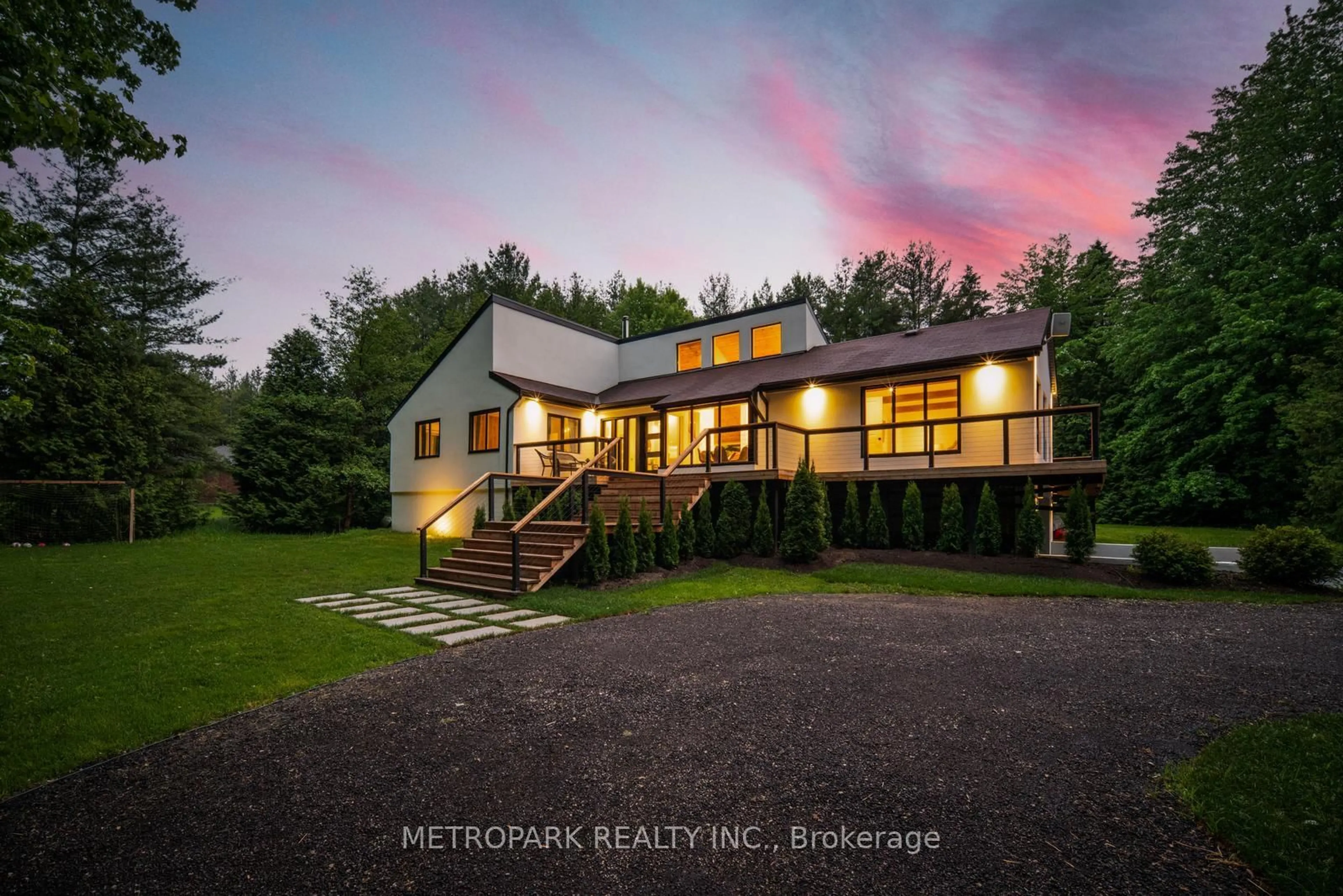 A pic from outside/outdoor area/front of a property/back of a property/a pic from drone, unknown for 6500 County Road 10, Essa Ontario L9R 1V2
