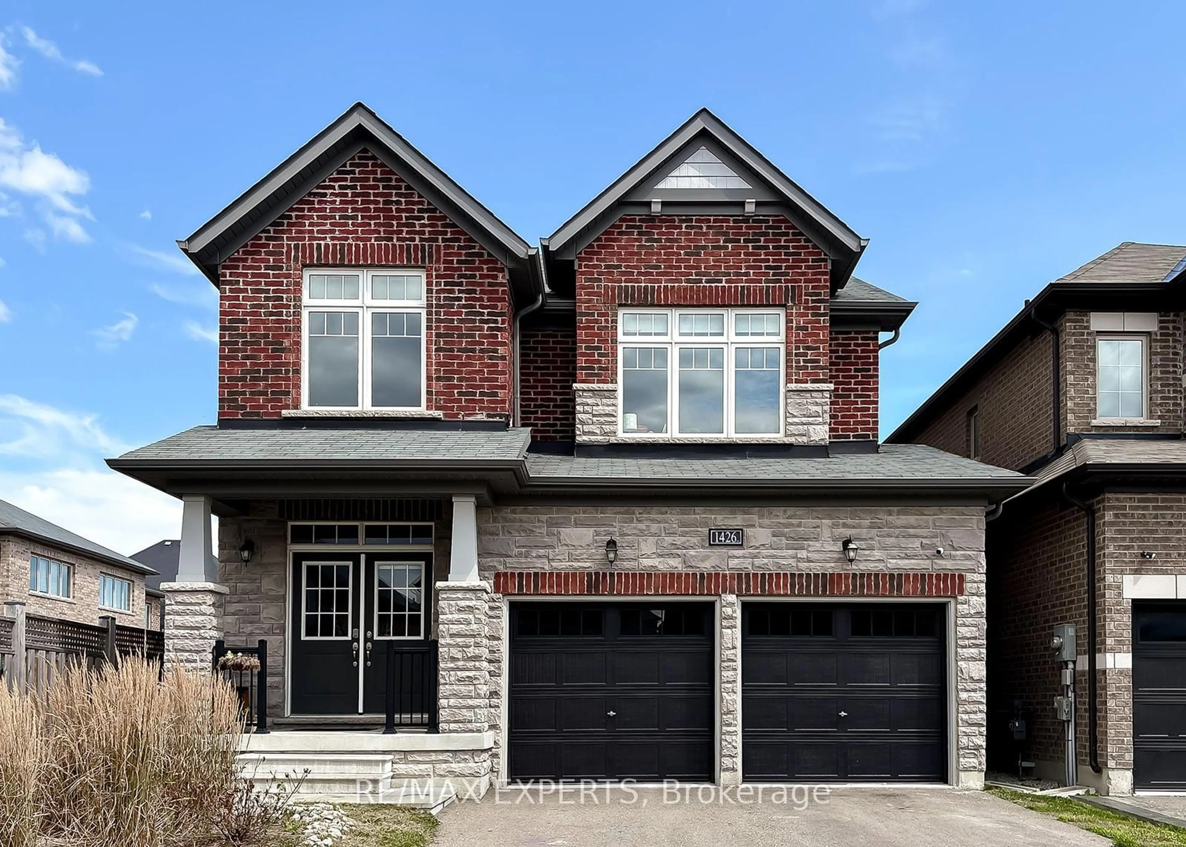 Home with brick exterior material, street for 1426 Farrow Cres, Innisfil Ontario L9S 0L6