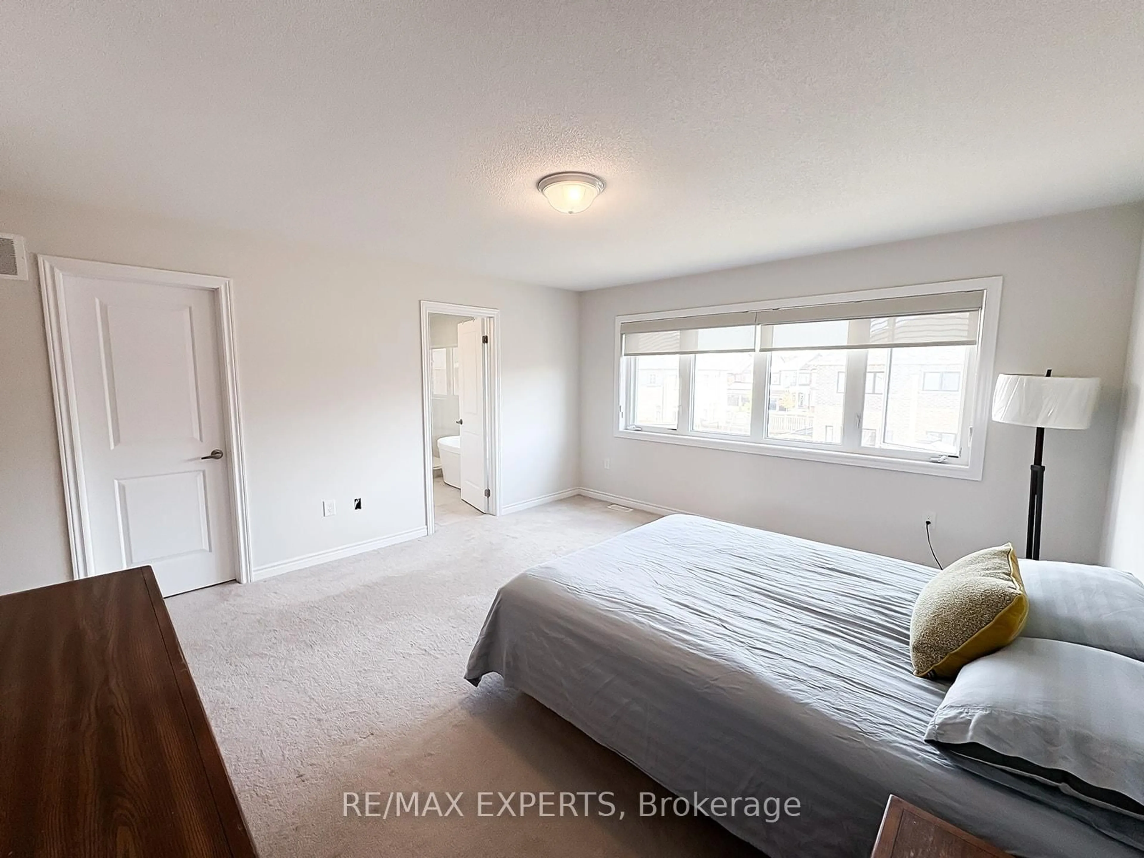 A pic of a room for 1426 Farrow Cres, Innisfil Ontario L9S 0L6