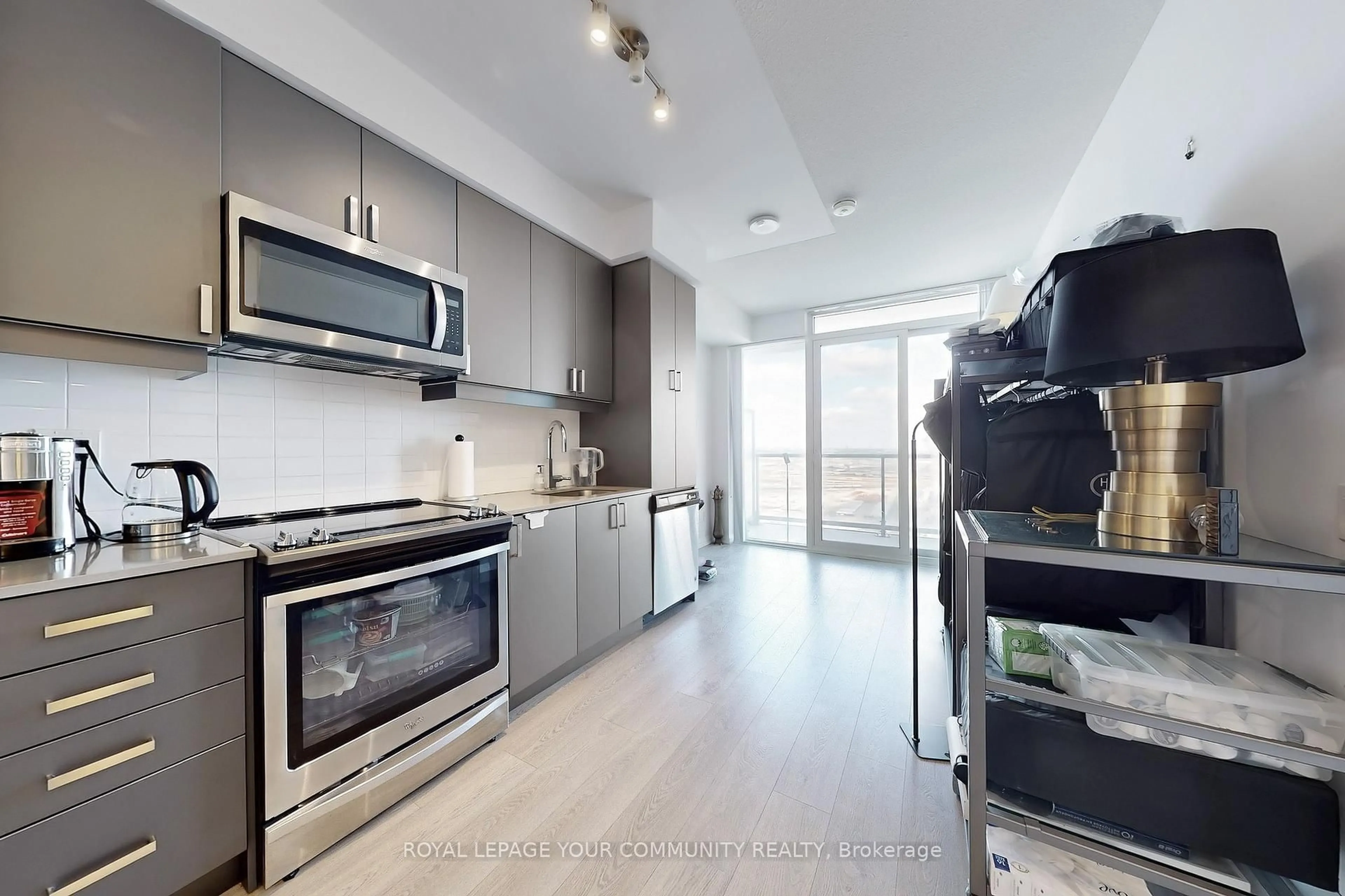Unknown for 7895 Jane St #2918, Markham Ontario L4K 0K2