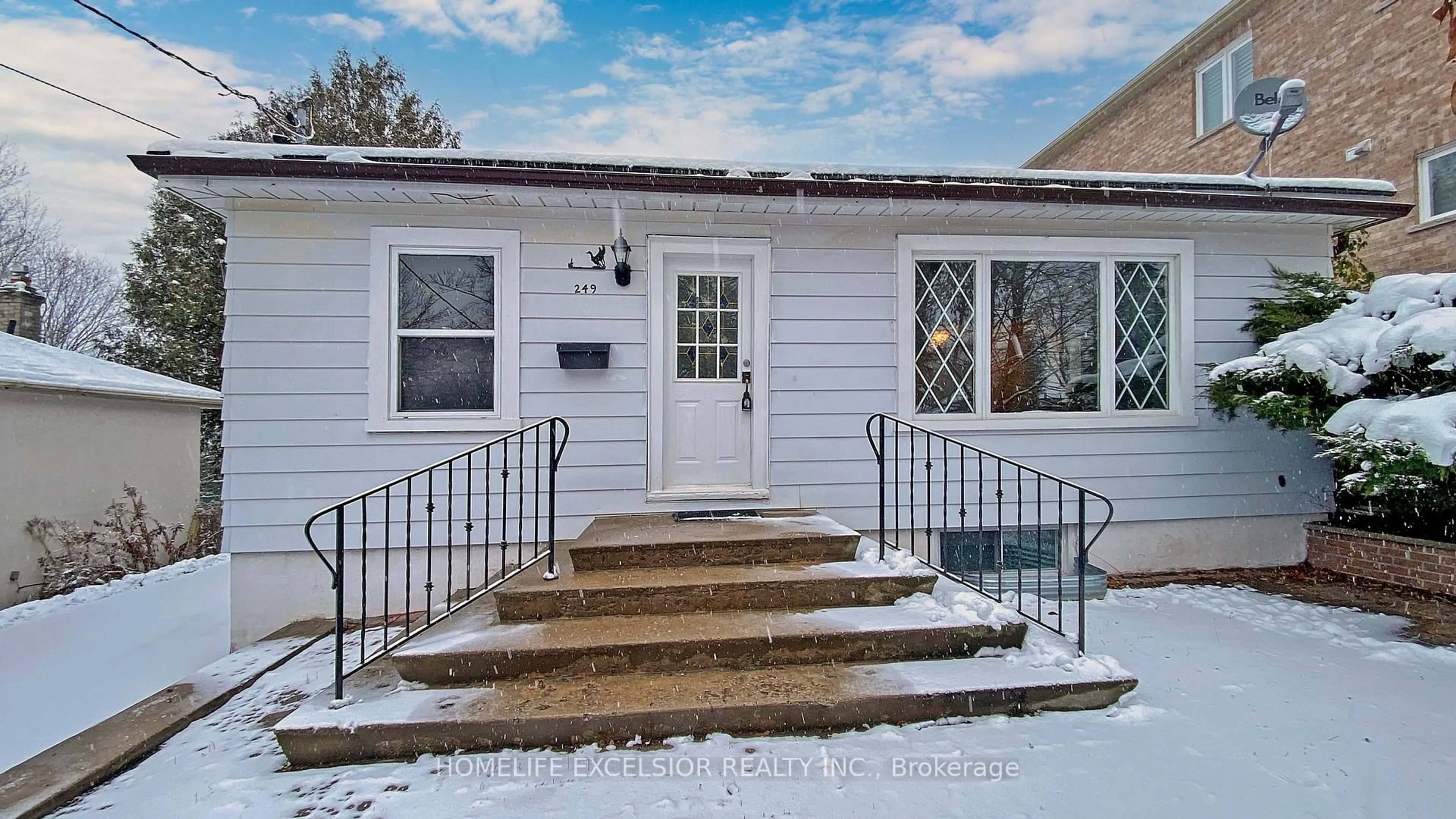 Unknown for 249 Palmer Ave, Richmond Hill Ontario L4C 1P1