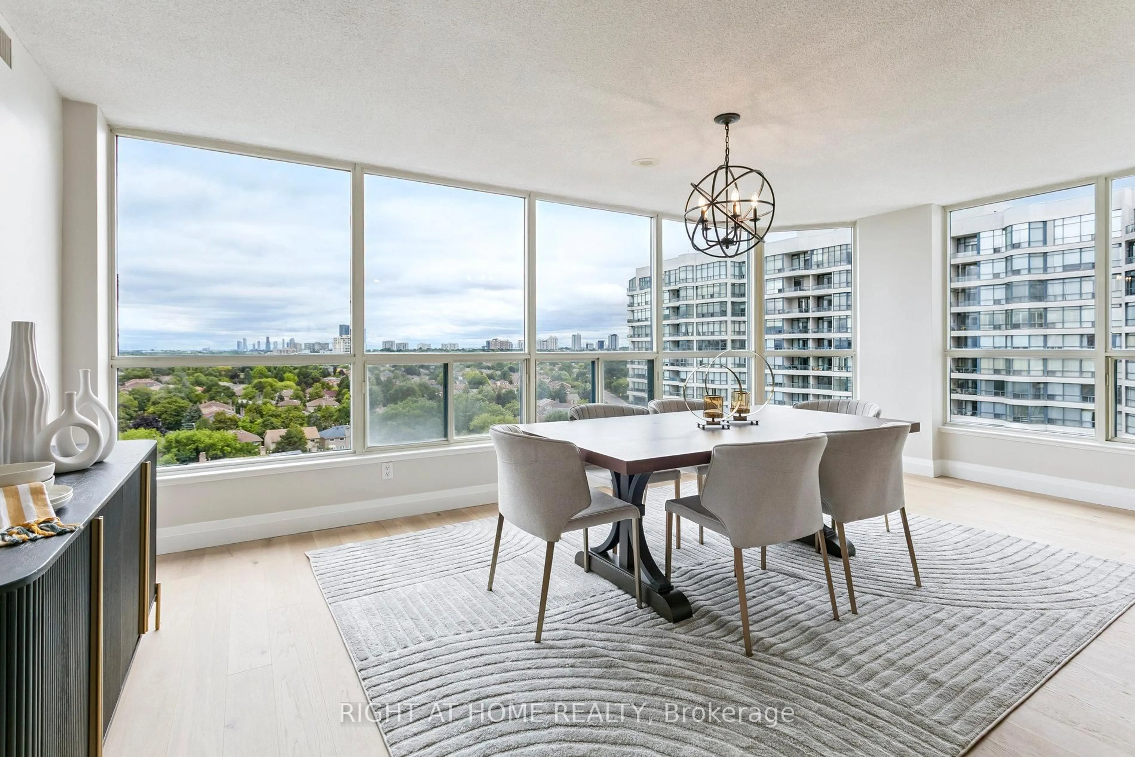 Dining room, unknown for 7300 Yonge St #1611, Vaughan Ontario L4J 7Y5