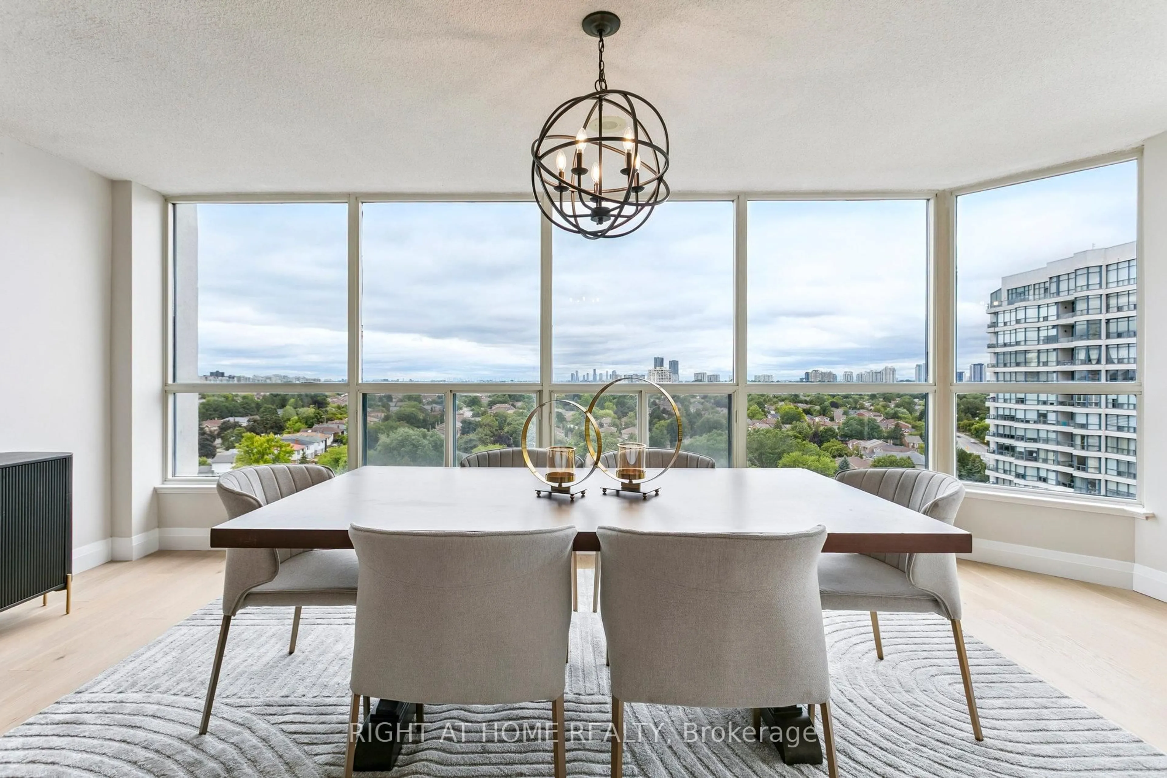 Dining room, unknown for 7300 Yonge St #1611, Vaughan Ontario L4J 7Y5