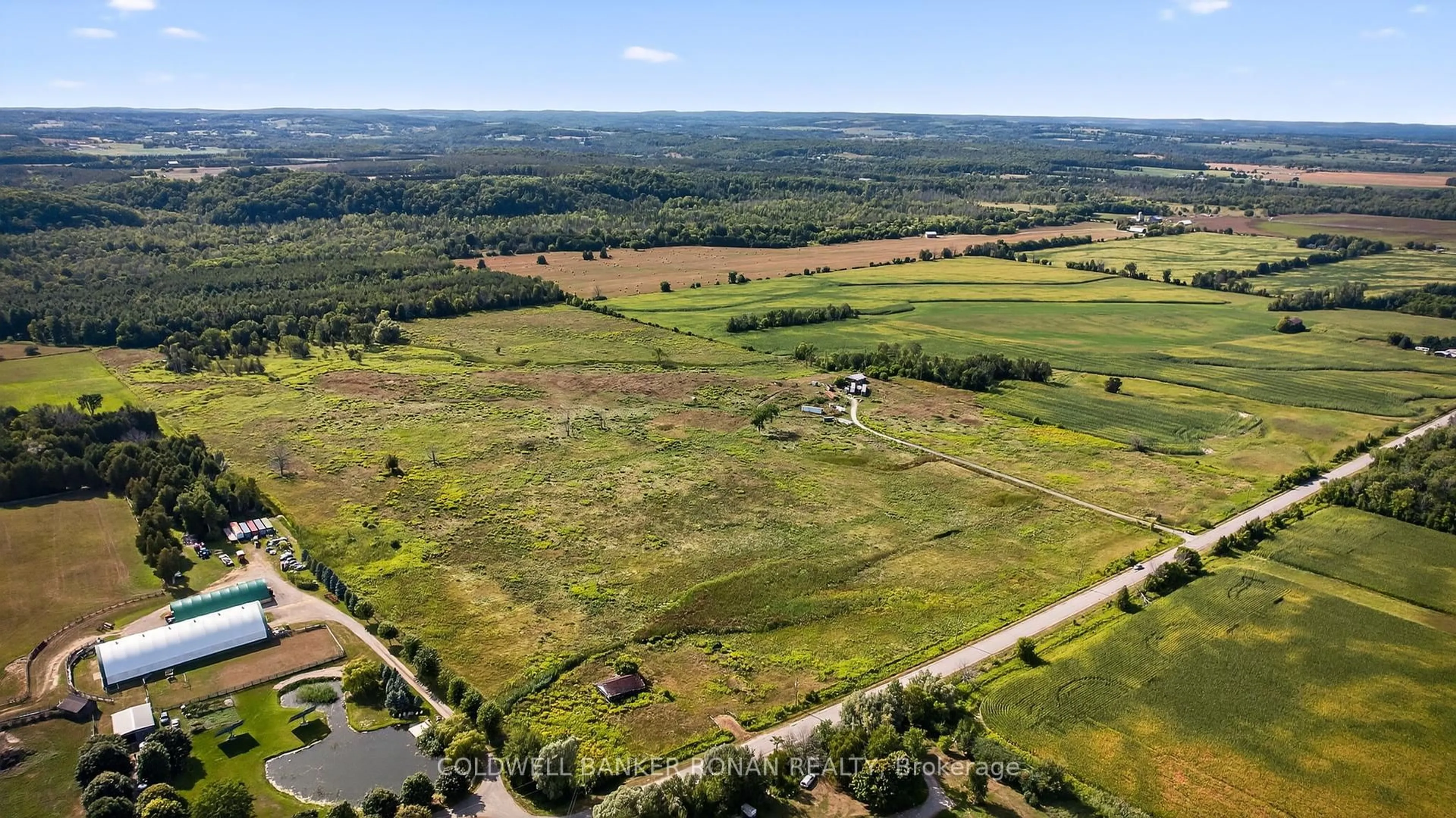 A pic from outside/outdoor area/front of a property/back of a property/a pic from drone, mountain view for 3178 Concession Road 4, Adjala-Tosorontio Ontario L0G 1L0
