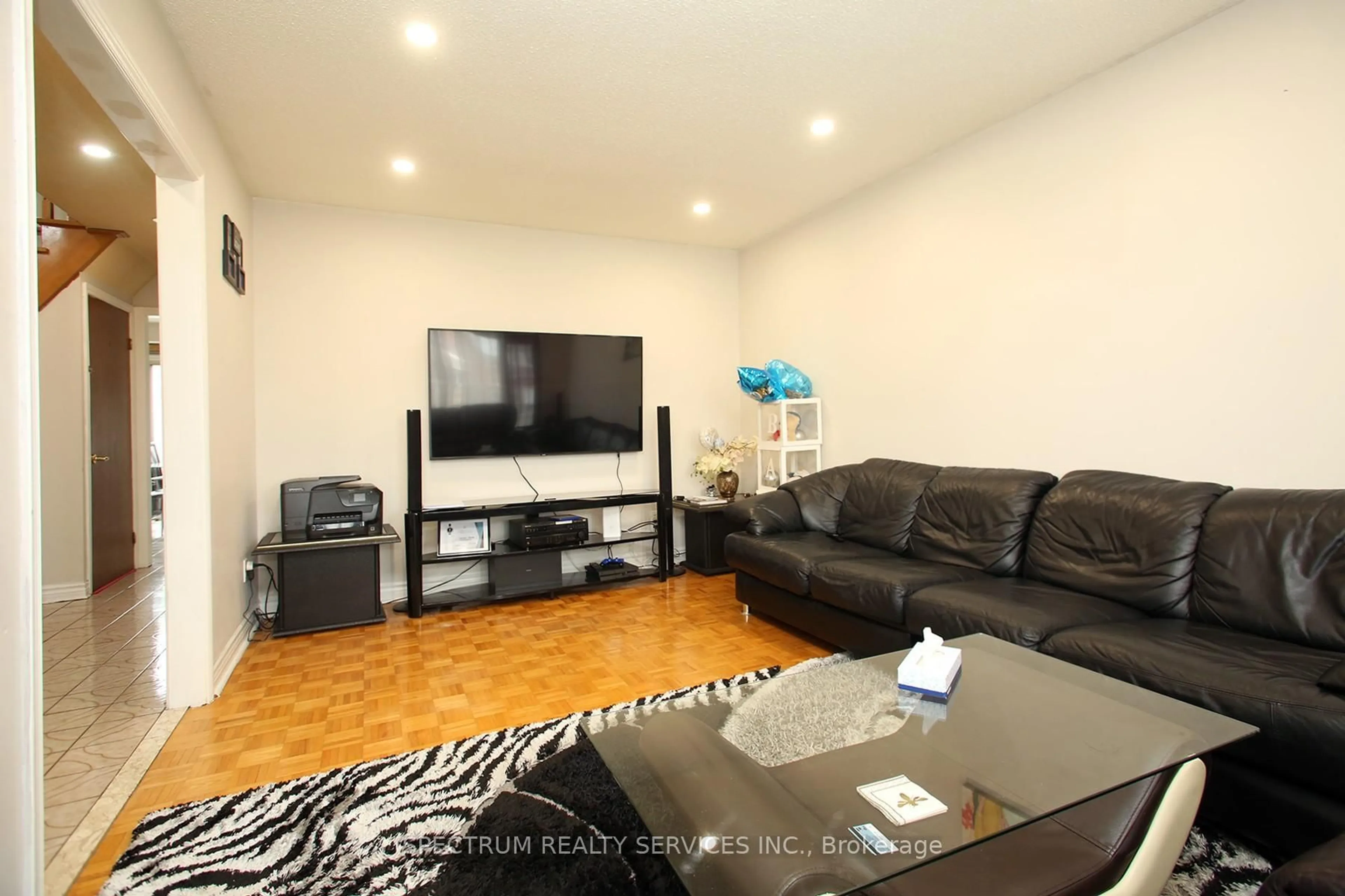A pic of a room for 22 Kaiser Dr, Vaughan Ontario L4L 3V4