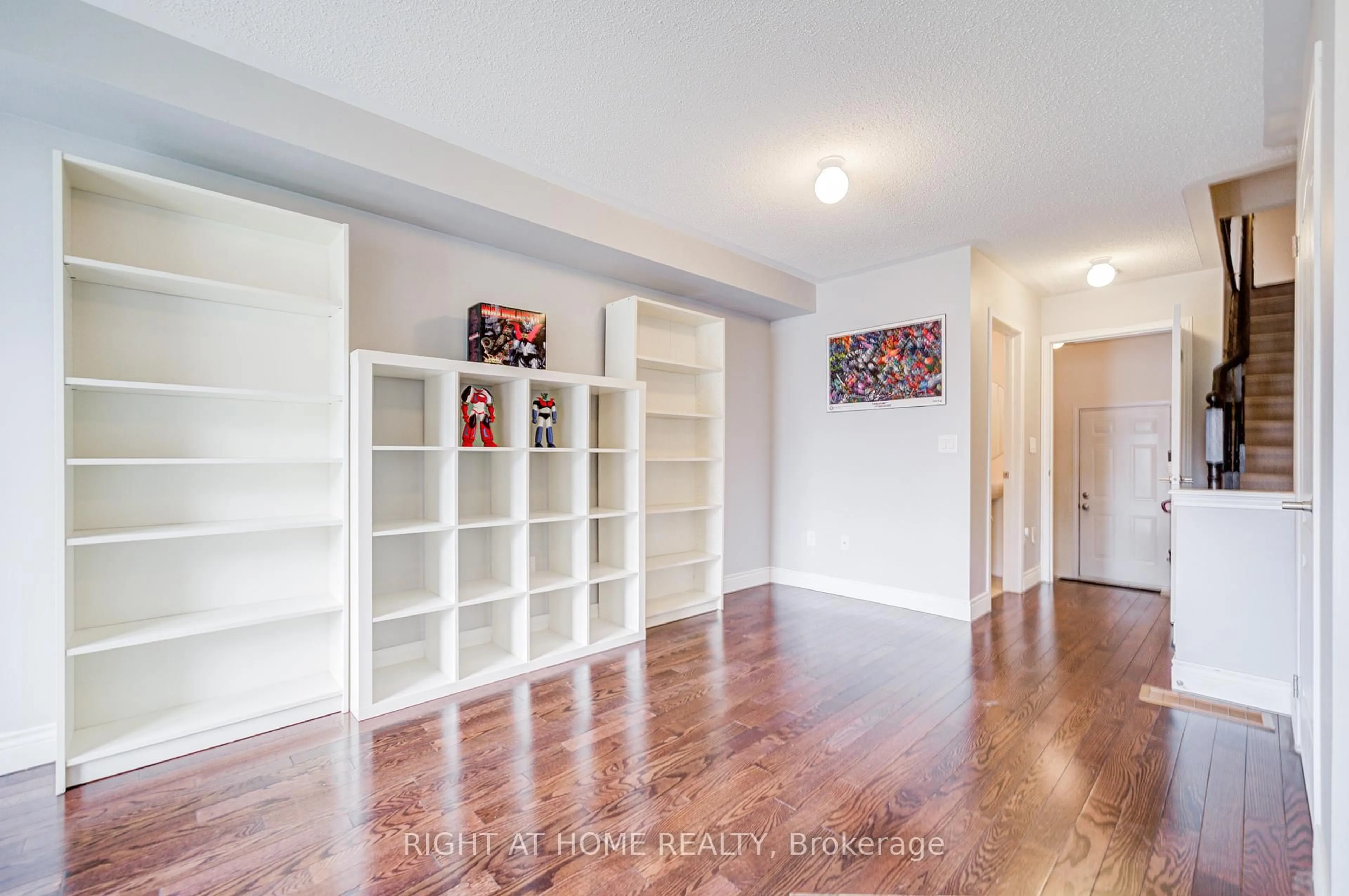 Storage room or clothes room or walk-in closet for 62 Truchard Ave, Markham Ontario L6C 0N2