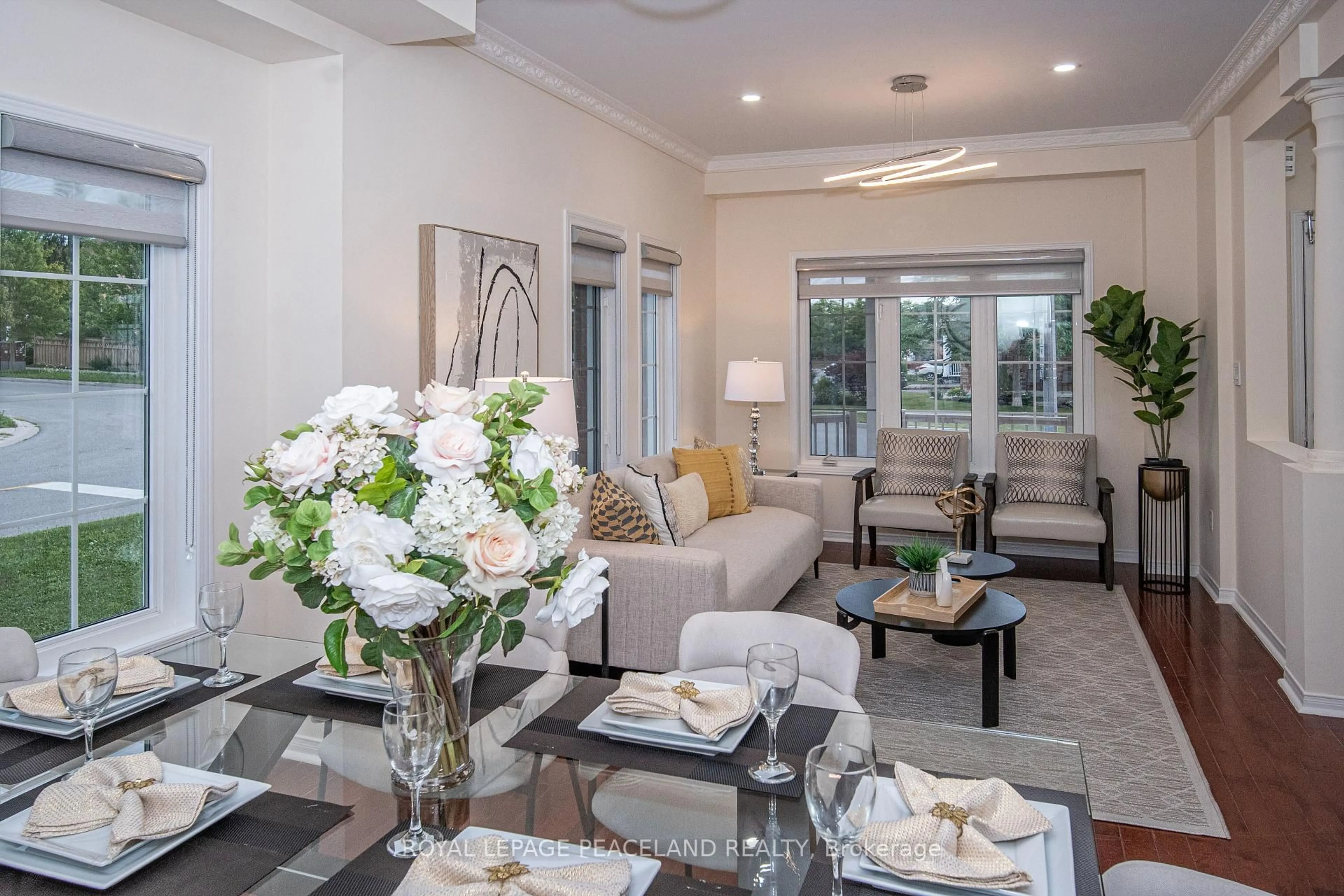 Dining room, unknown for 536 Forsyth Farm Dr, Whitchurch-Stouffville Ontario L4A 0N3