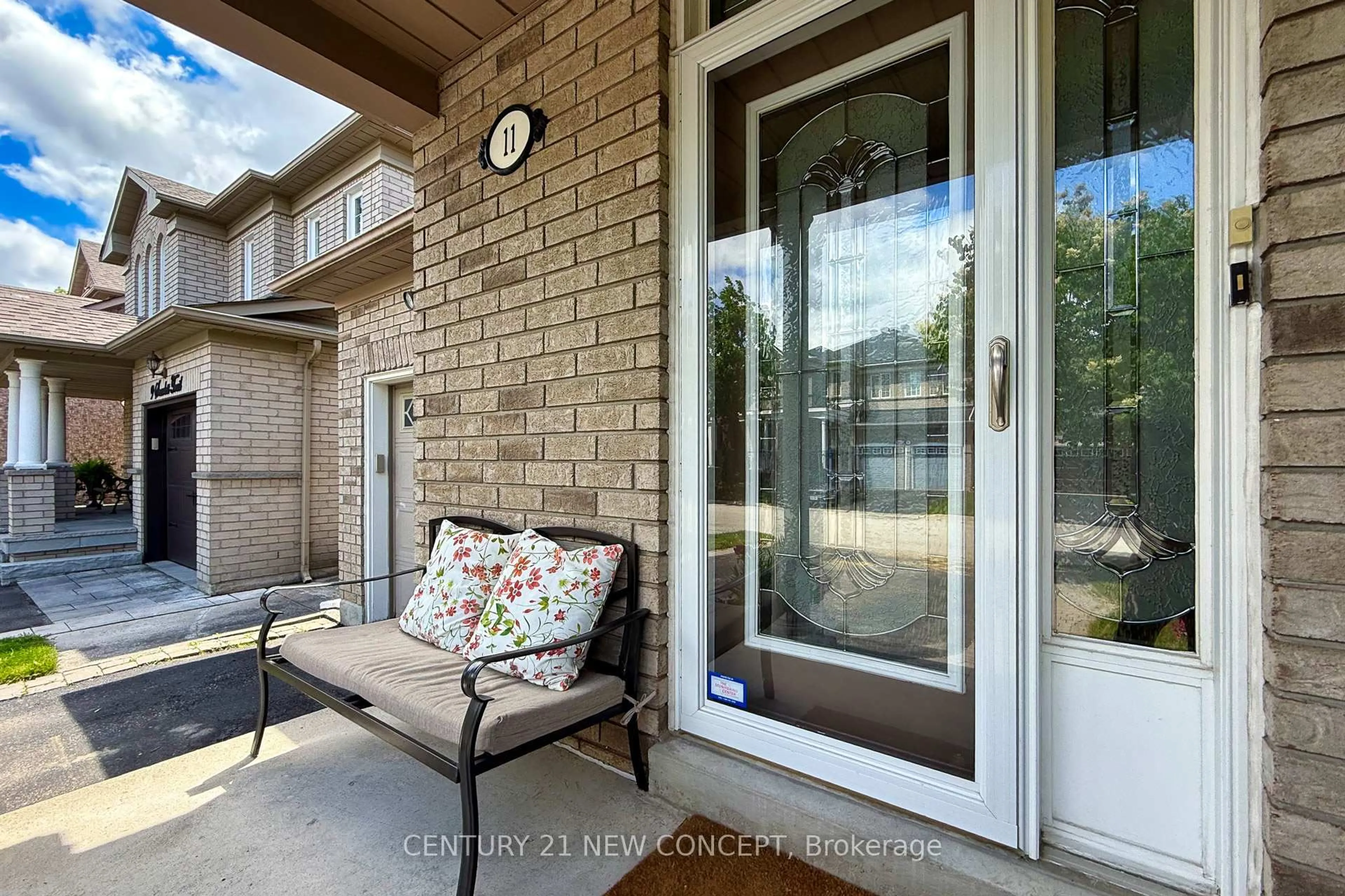 Unknown for 11 Scarlett Tr, Vaughan Ontario L4H 2E7