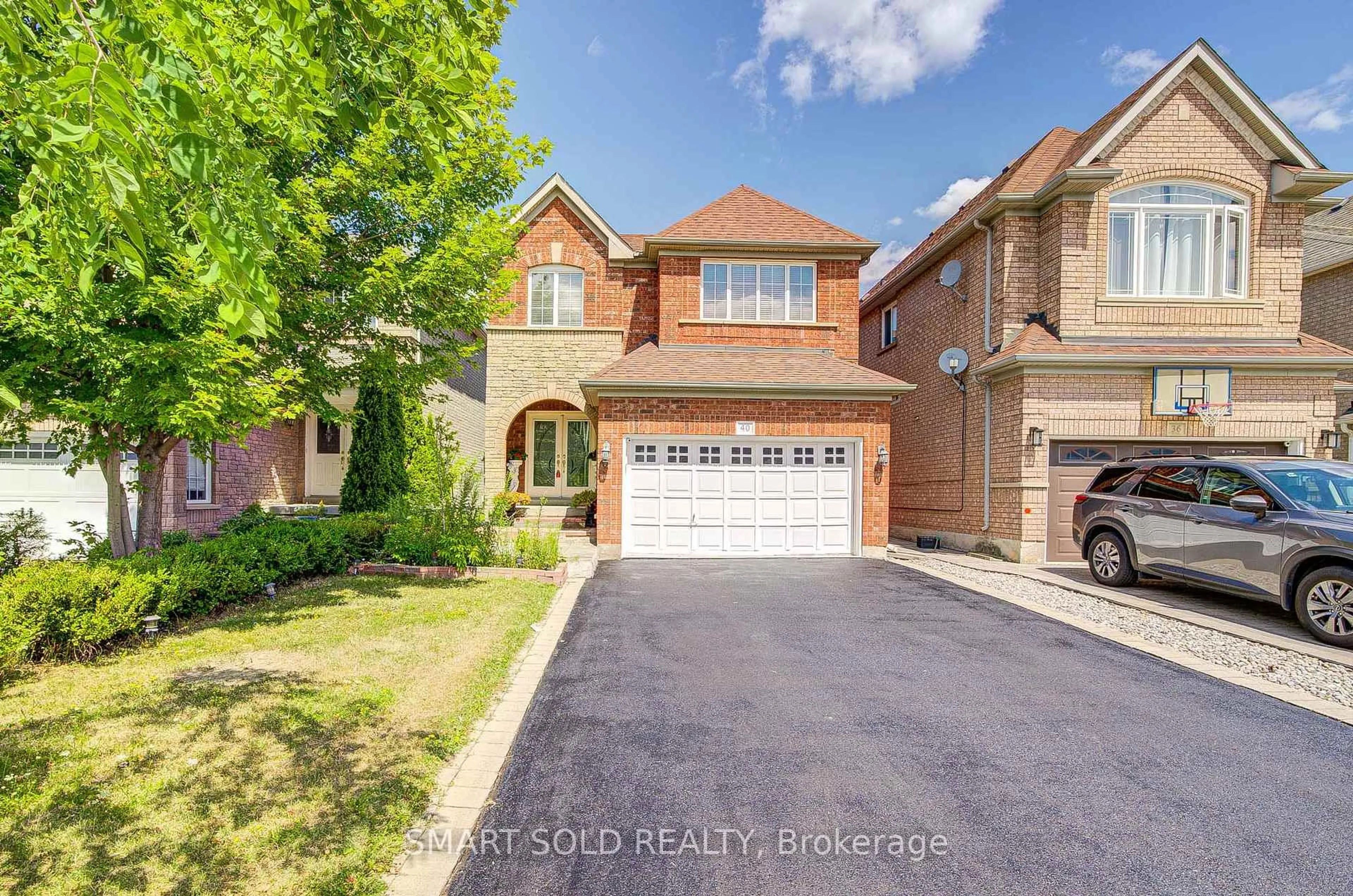 Home with brick exterior material, street for 40 Tuscana Blvd, Vaughan Ontario L4K 5J2