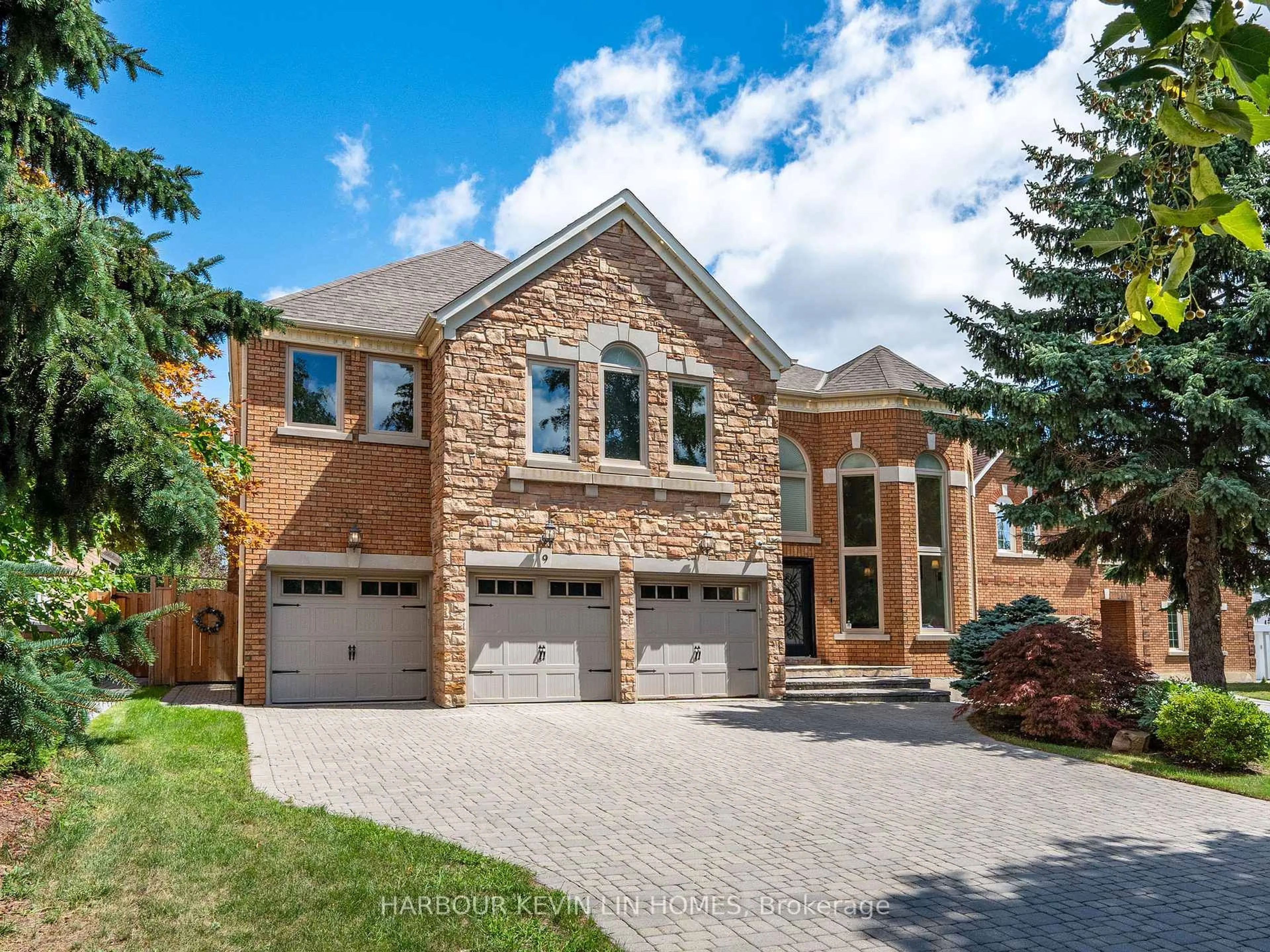 Home with brick exterior material, street for 9 Dalewood Dr, Richmond Hill Ontario L4B 3C3